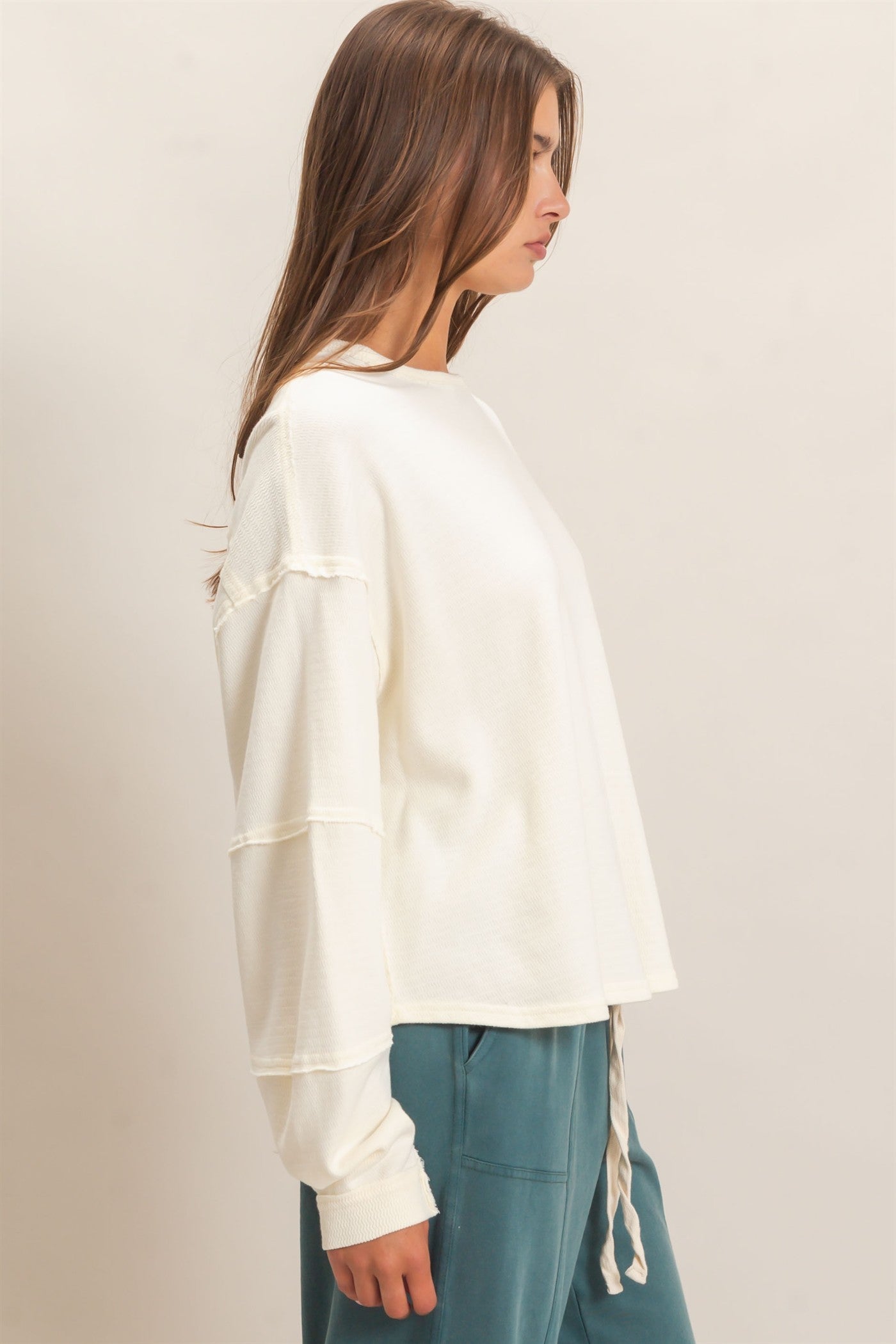 Wholesale Mineral Wash Overzised Raw Edge Crew Neck Top Clothing Tops DZ26E449 CREAM DOUBLE ZERO