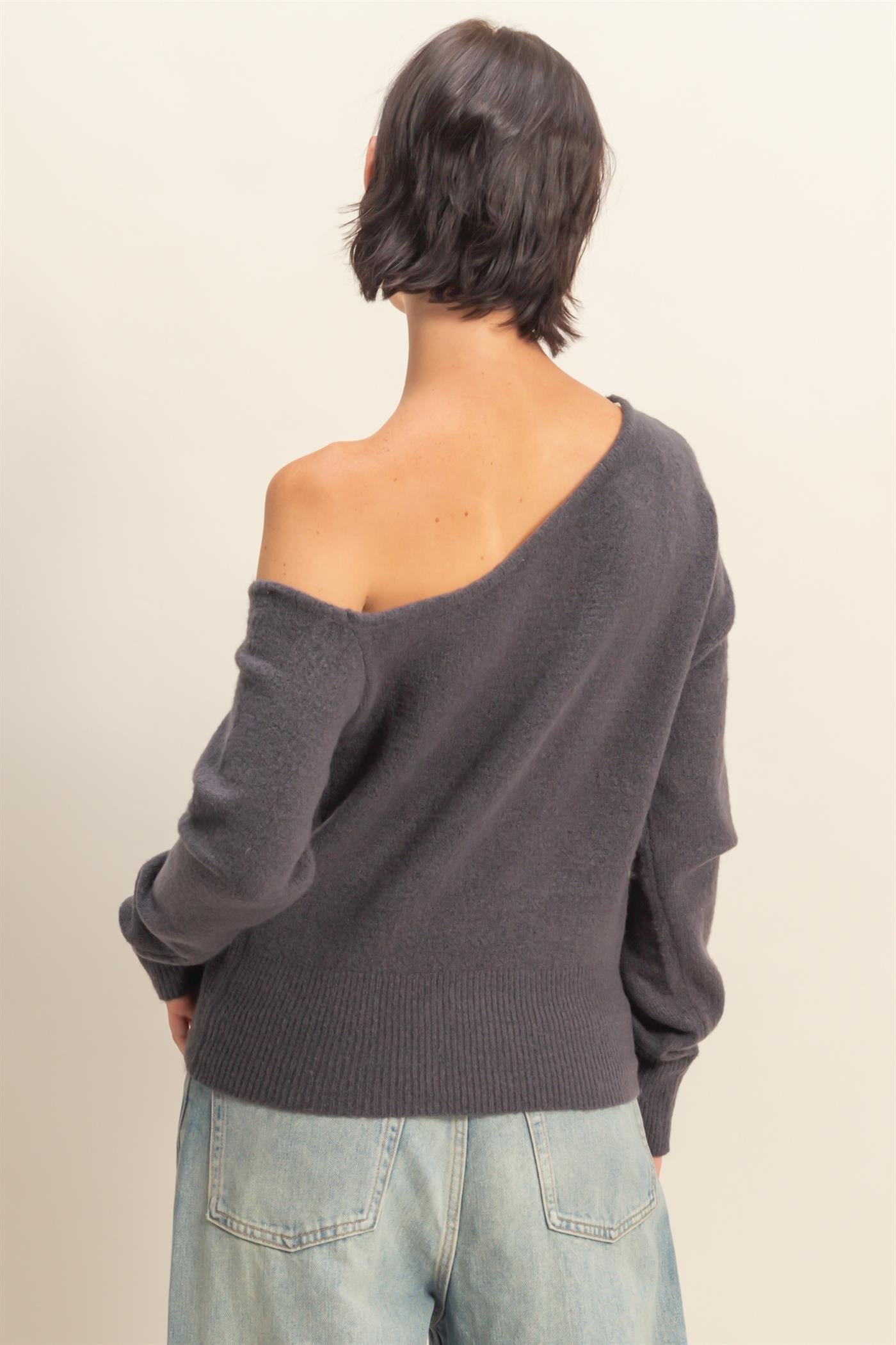 Wholesale Asymmetric Off-Shoulder Sweater Sweaters DZ25F121 CHARCOAL DOUBLE ZERO