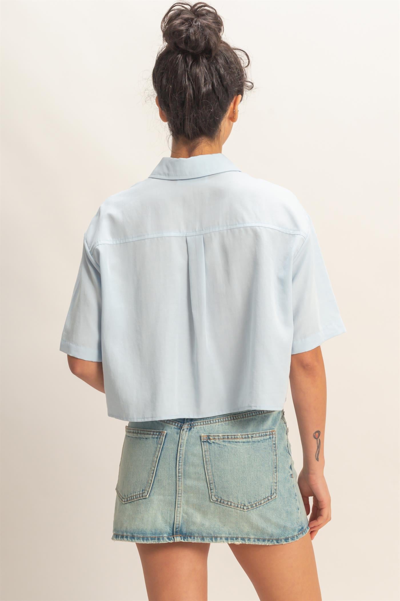 Wholesale Linen Blend Cropped Button-Up Shirt With Pocket Clothing Tops DZ26A583 ICE BLUE DOUBLE ZERO