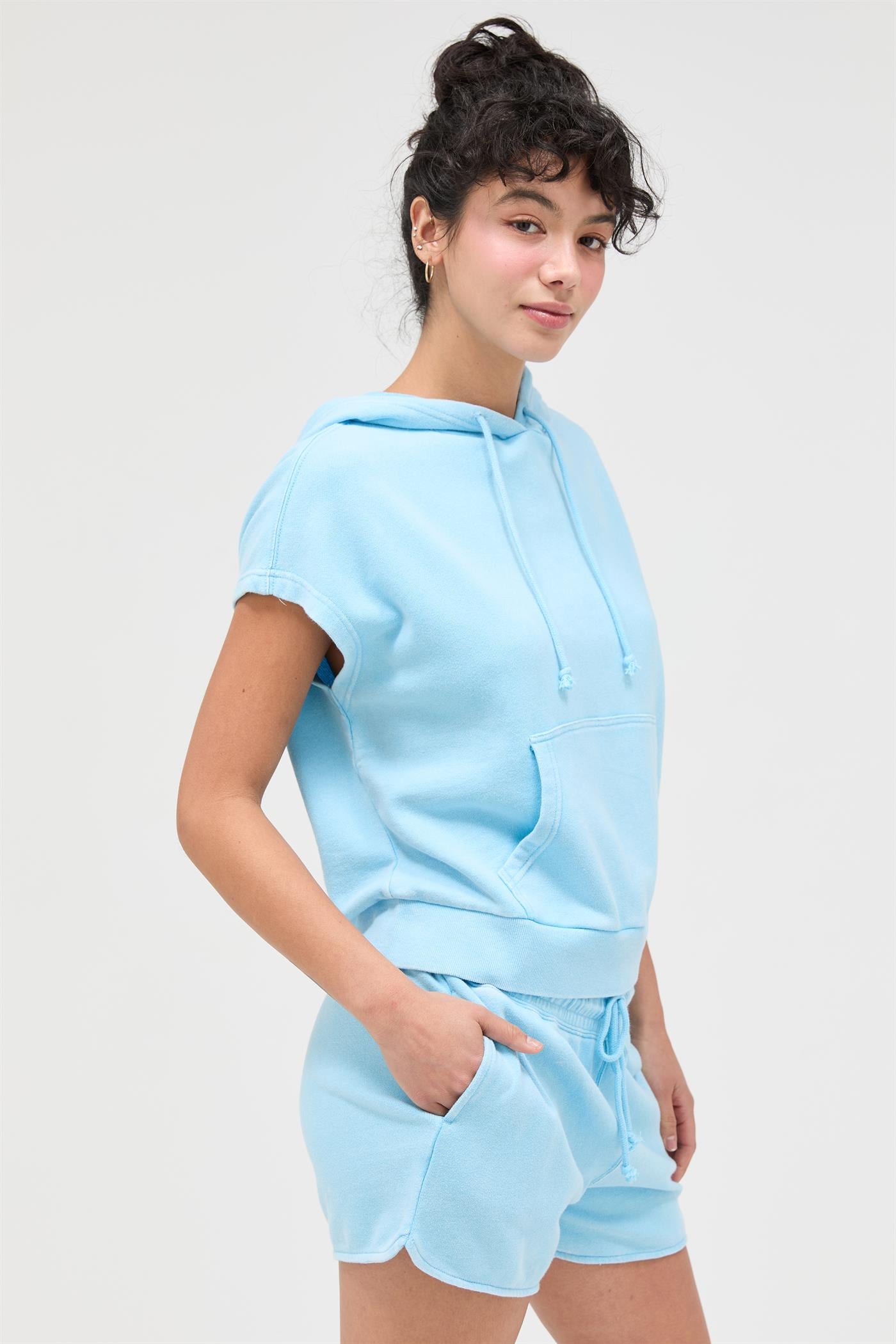 Wholesale Acid Washed Sleeveless Hooded Kangaroo Pocket Top Hoodies DZ26A411 BLUE DOUBLE ZERO