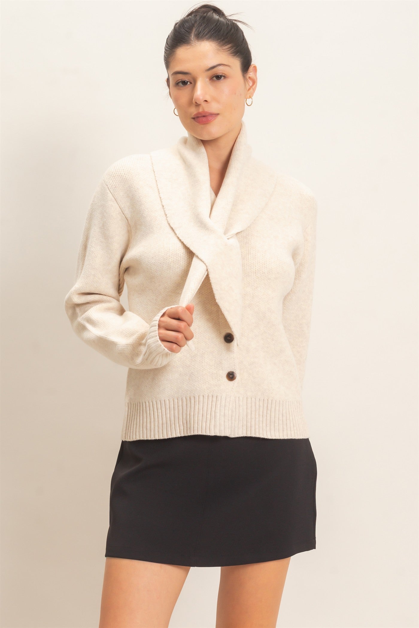 Wholesale Attached Scarf Button-Front Cardigan Cardigans HF26E870 OATMEAL HYFVE