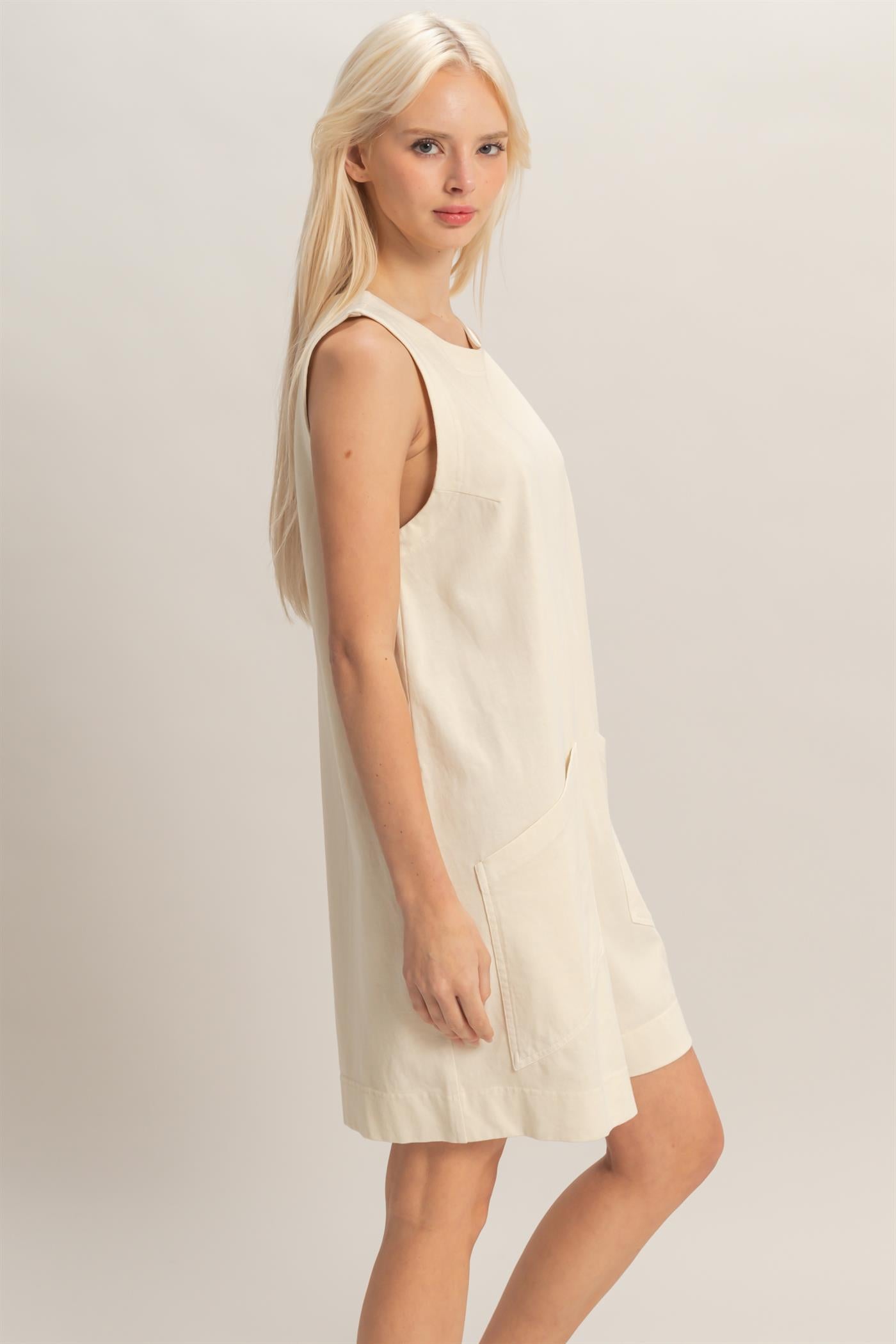 Wholesale Pocket Detail Sleeveless Romper Clothing DZ26A327 ALPACA DOUBLE ZERO