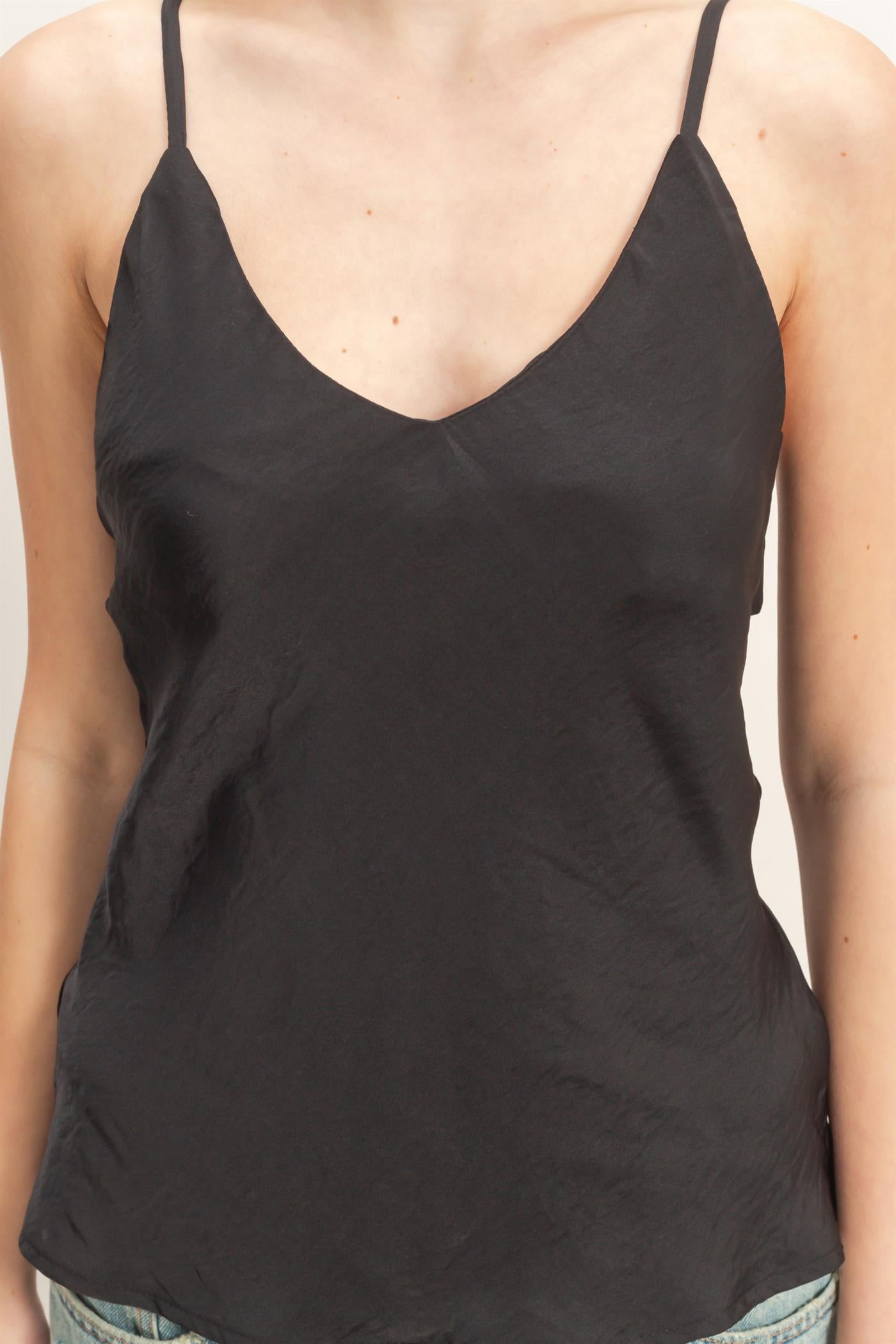 Wholesale Satin Bias V-Neck Camisole Camisoles HF26E318 BLACK HYFVE