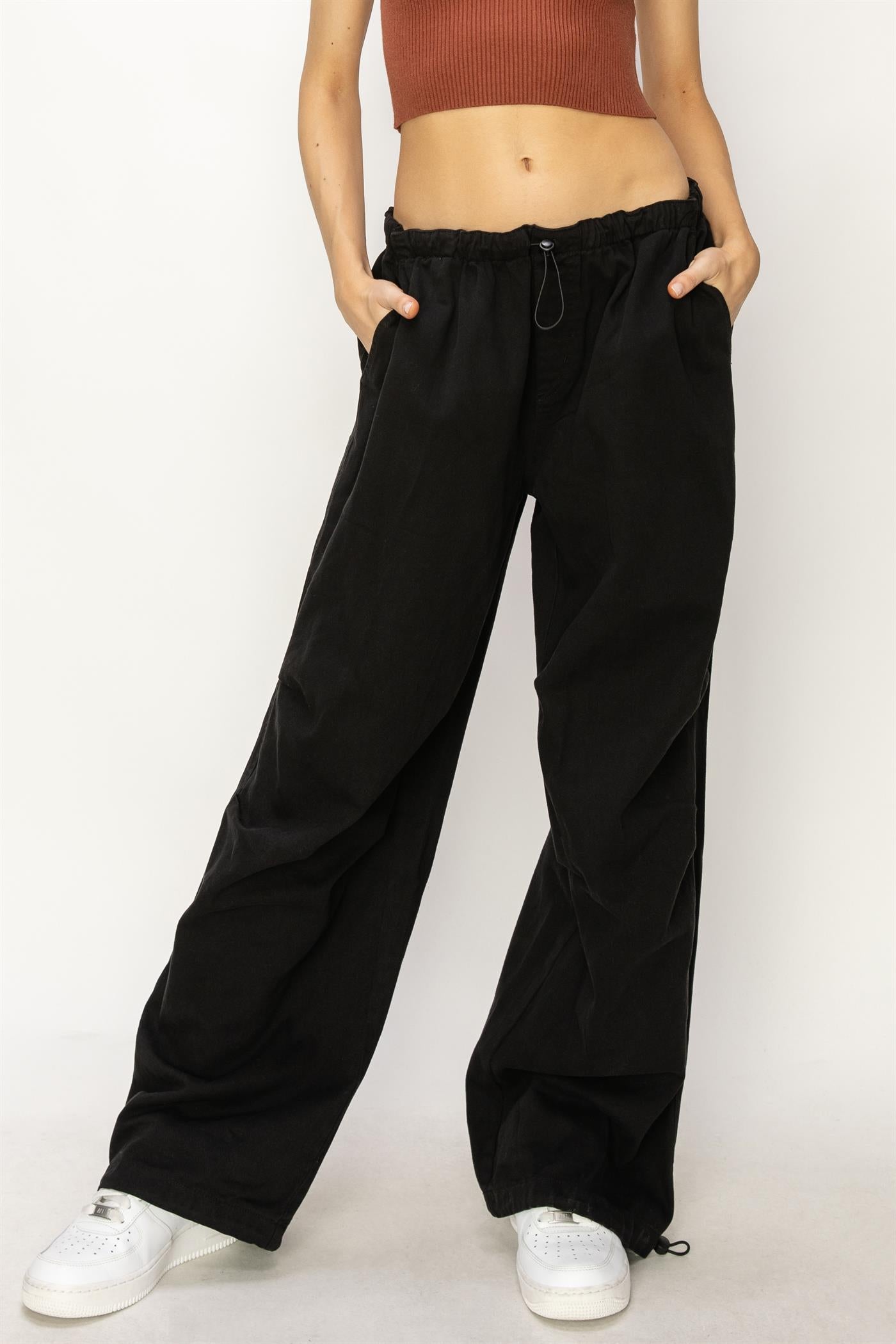 Wholesale Mid Rise Parachute Pants Pants DZ24A518 BLACK DOUBLE ZERO