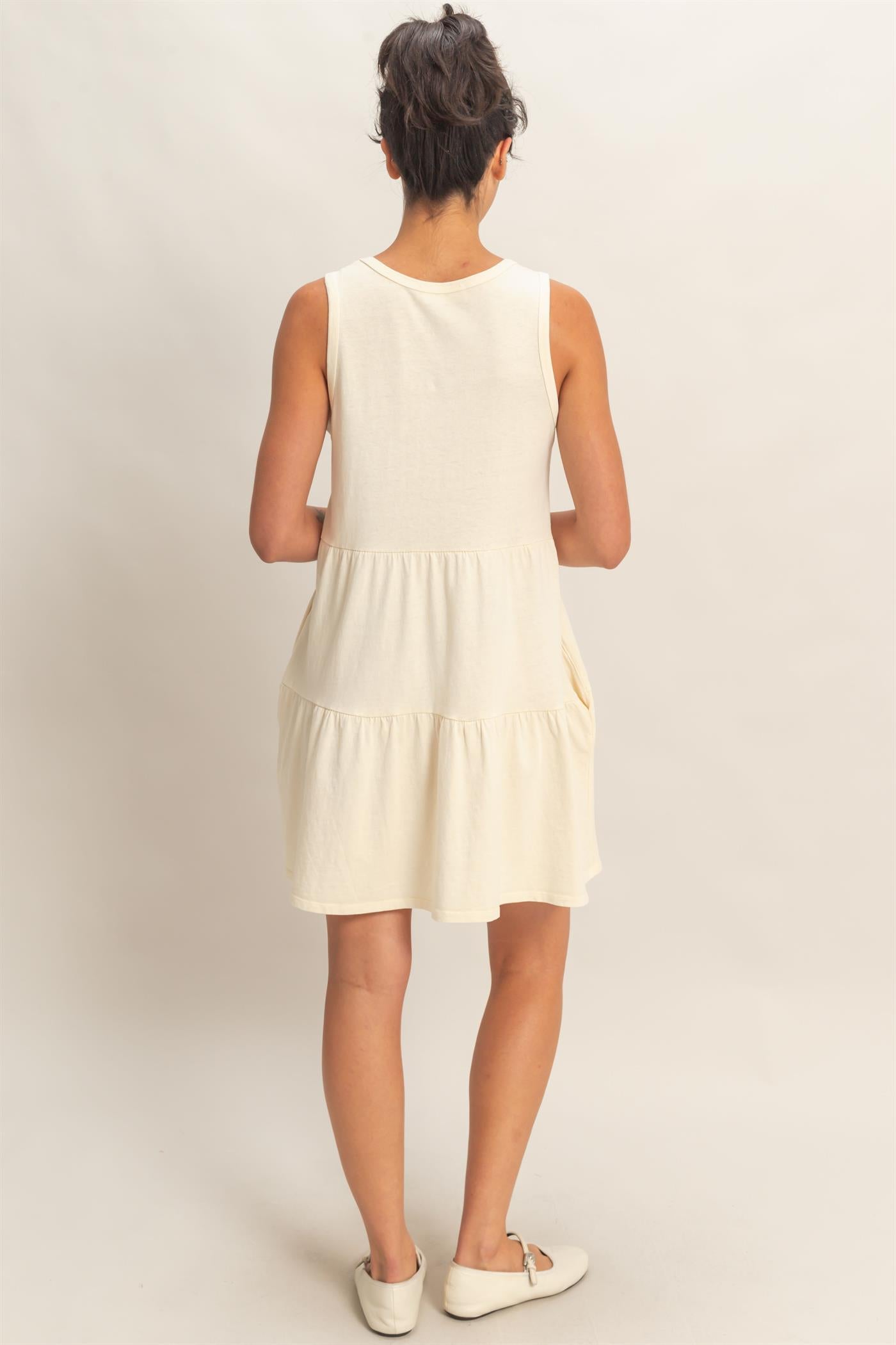 Wholesale Sleeveless Crewneck Tiered Mini Dress Dresses DZ26C208 ALPACA DOUBLE ZERO