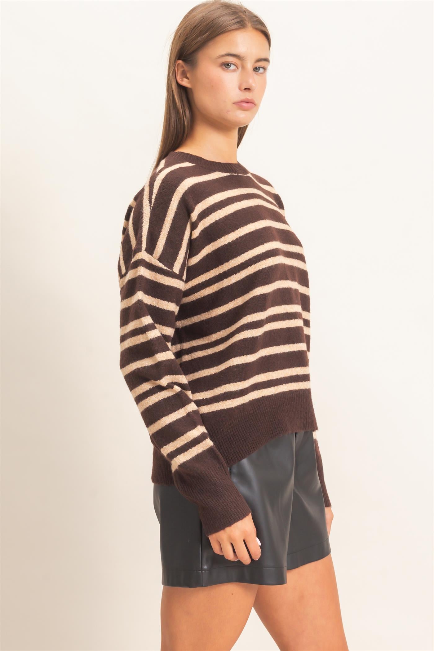 Wholesale Striped Crew Neck Sweater Sweaters DZ26E389 DARK BROWN DOUBLE ZERO