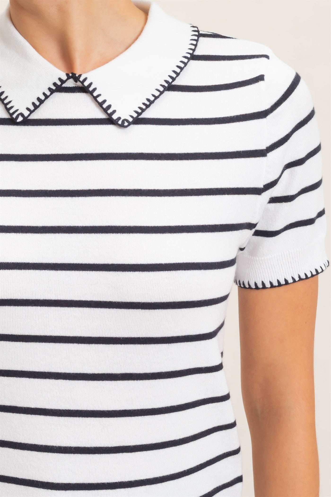 Wholesale Striped Polo Collar Sweater Sweaters HF26E233 WHITE HYFVE