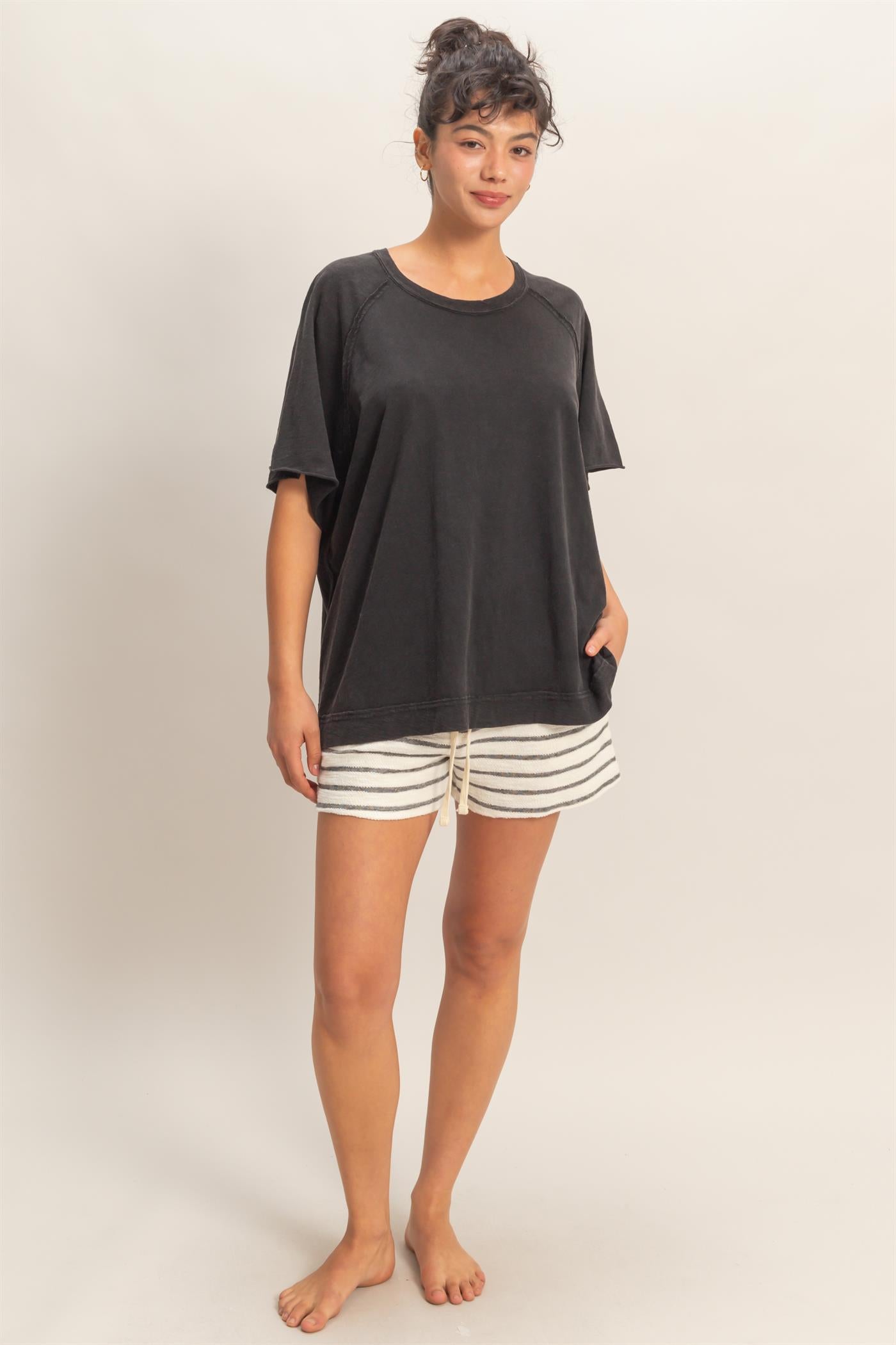 Wholesale Acid Washed Oversized Raw Edges Raglan Tee T-Shirts DZ26A333 BLACK DOUBLE ZERO