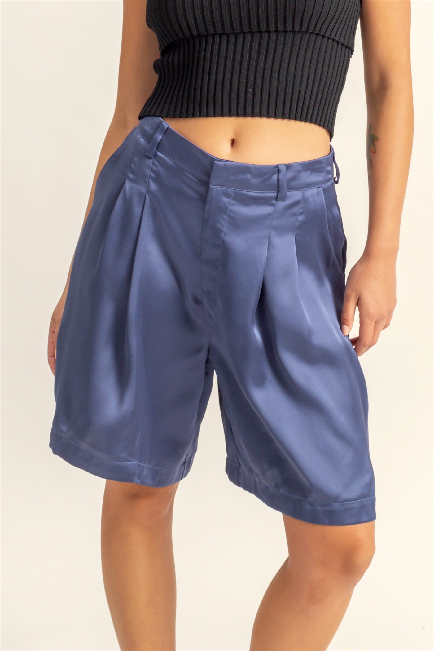 Wholesale High-Waist Pleated Satin Shorts Shorts DZ24E149 DUSTY INDIGO DOUBLE ZERO