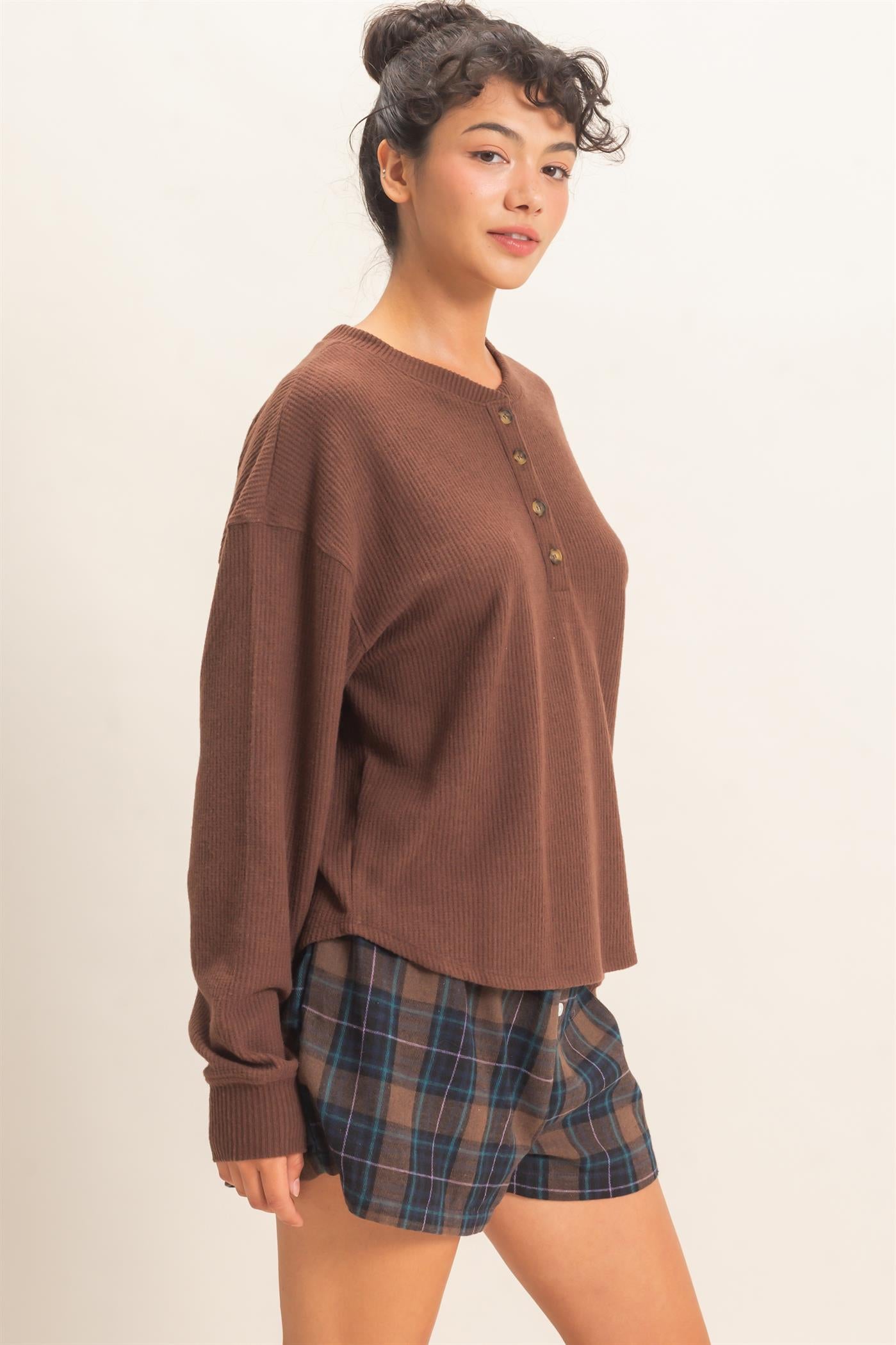 Wholesale Brushed Waffle Henley Top Clothing Tops DZ26F314 DARK BROWN DOUBLE ZERO
