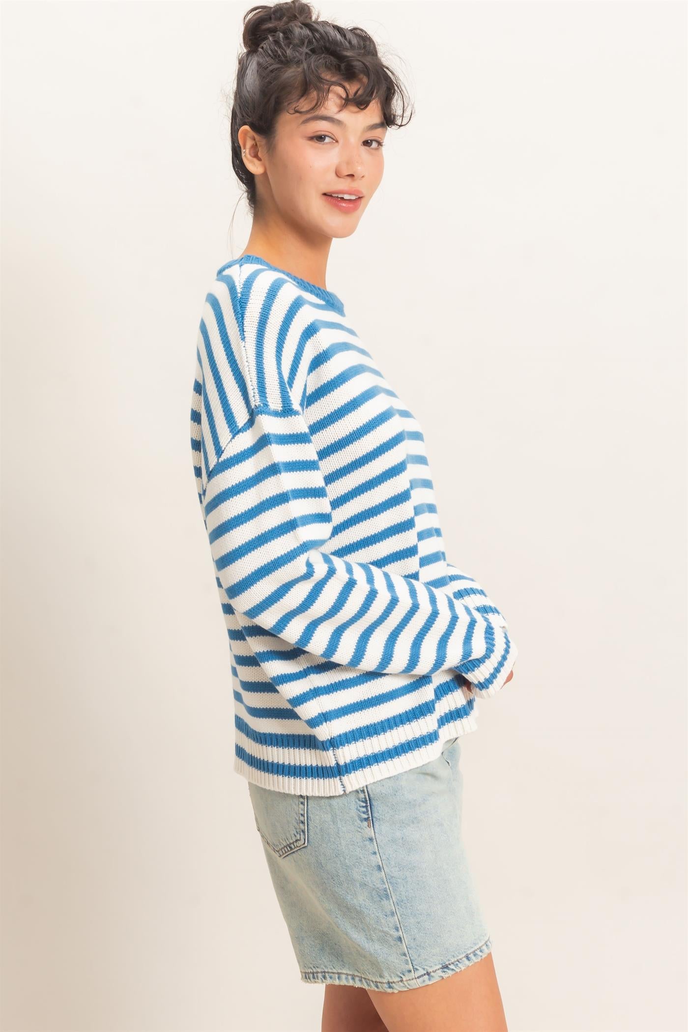 Wholesale Striped Crew Neck Sweater Sweaters DZ26E237 BLUE DOUBLE ZERO