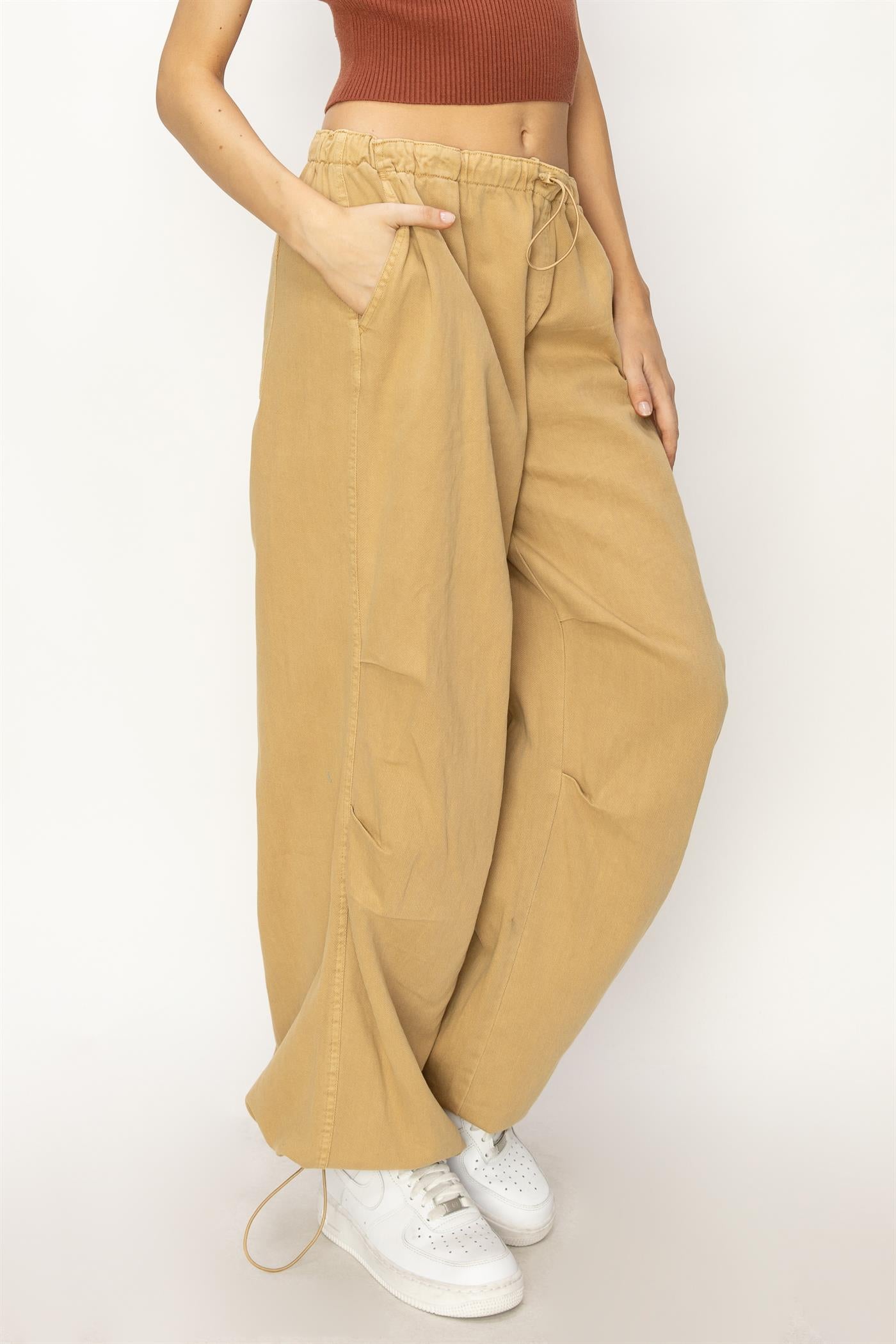 Wholesale Mid Rise Parachute Pants Pants DZ24A518 SAND DOUBLE ZERO