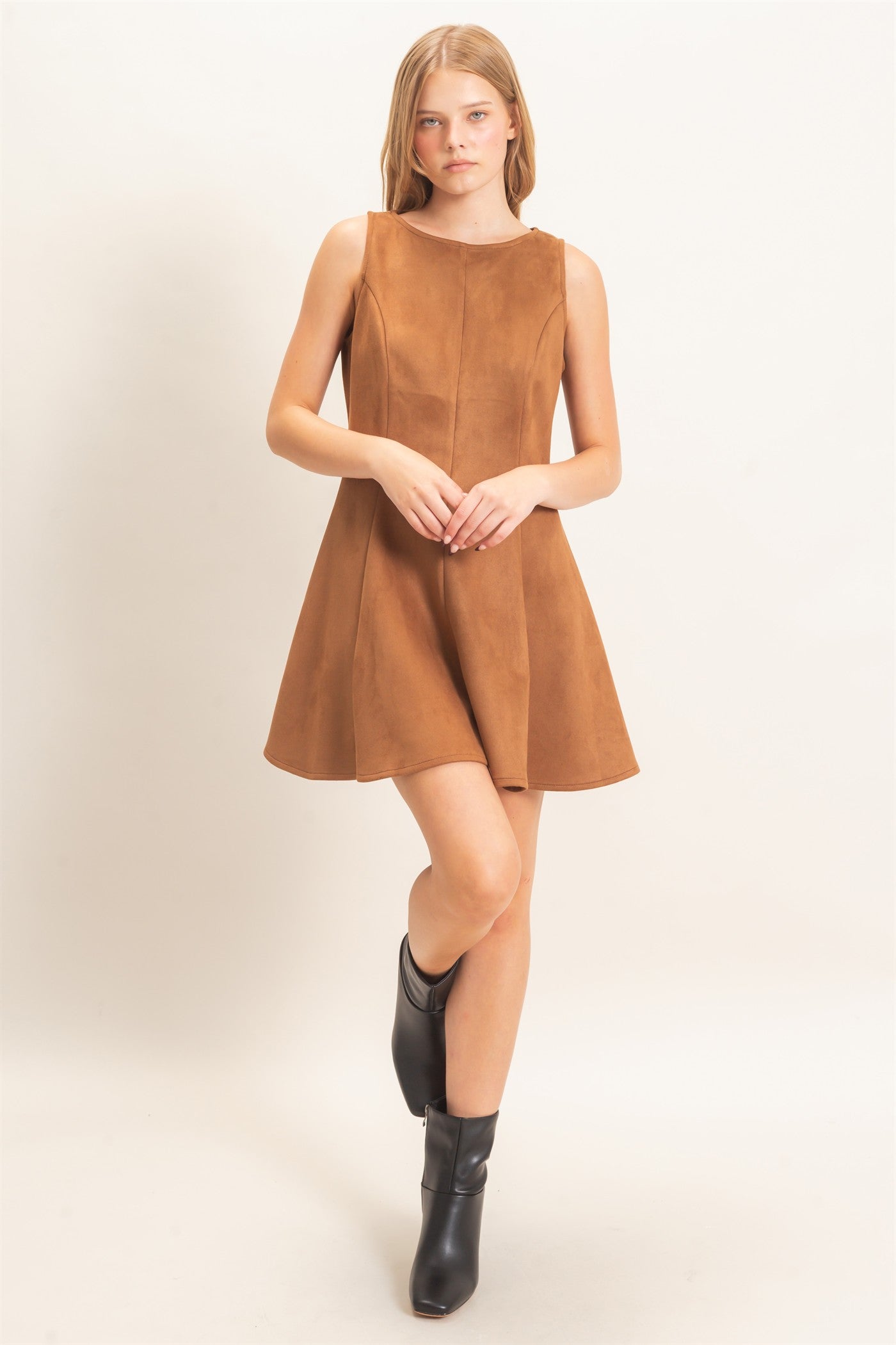 Wholesale Sleeveless Suede Mini Dress Dresses HF26F218 CAMEL HYFVE