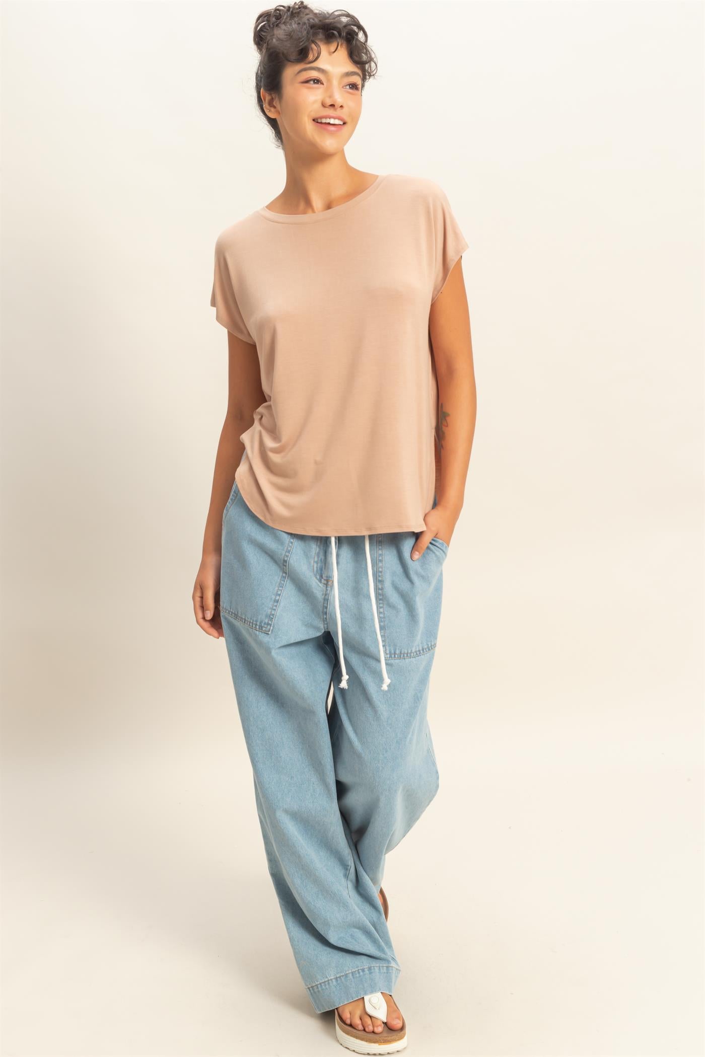 Wholesale Relaxed Dolman Short Sleeve  Round Neck Top Shirts DZ26A270 DARK TAUPE DOUBLE ZERO
