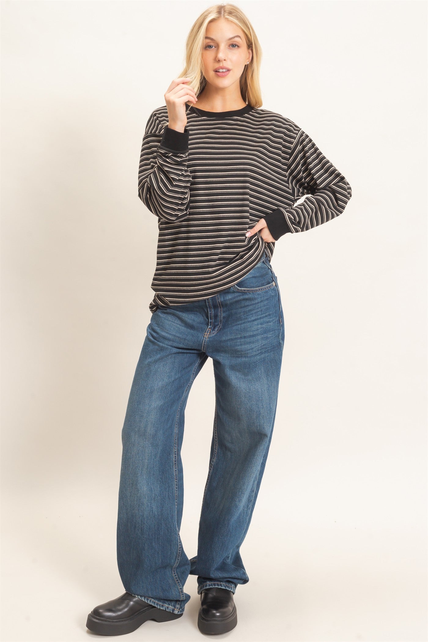 Wholesale Striped Long Sleeve Crew Neck Top Clothing Tops HF26C676 BLACK HYFVE