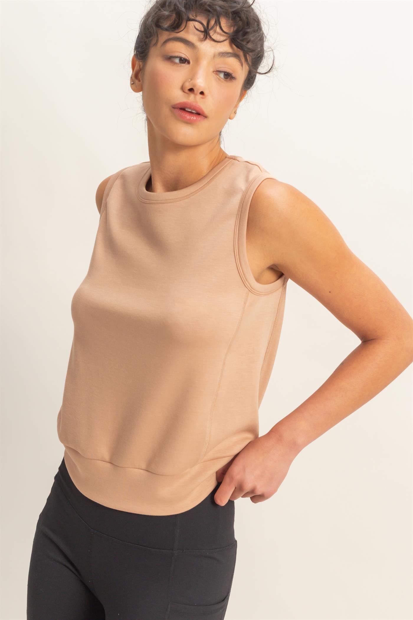Wholesale Sleeveless Crew Neck Top Clothing Tops DZ26C709 DARK TAUPE DOUBLE ZERO