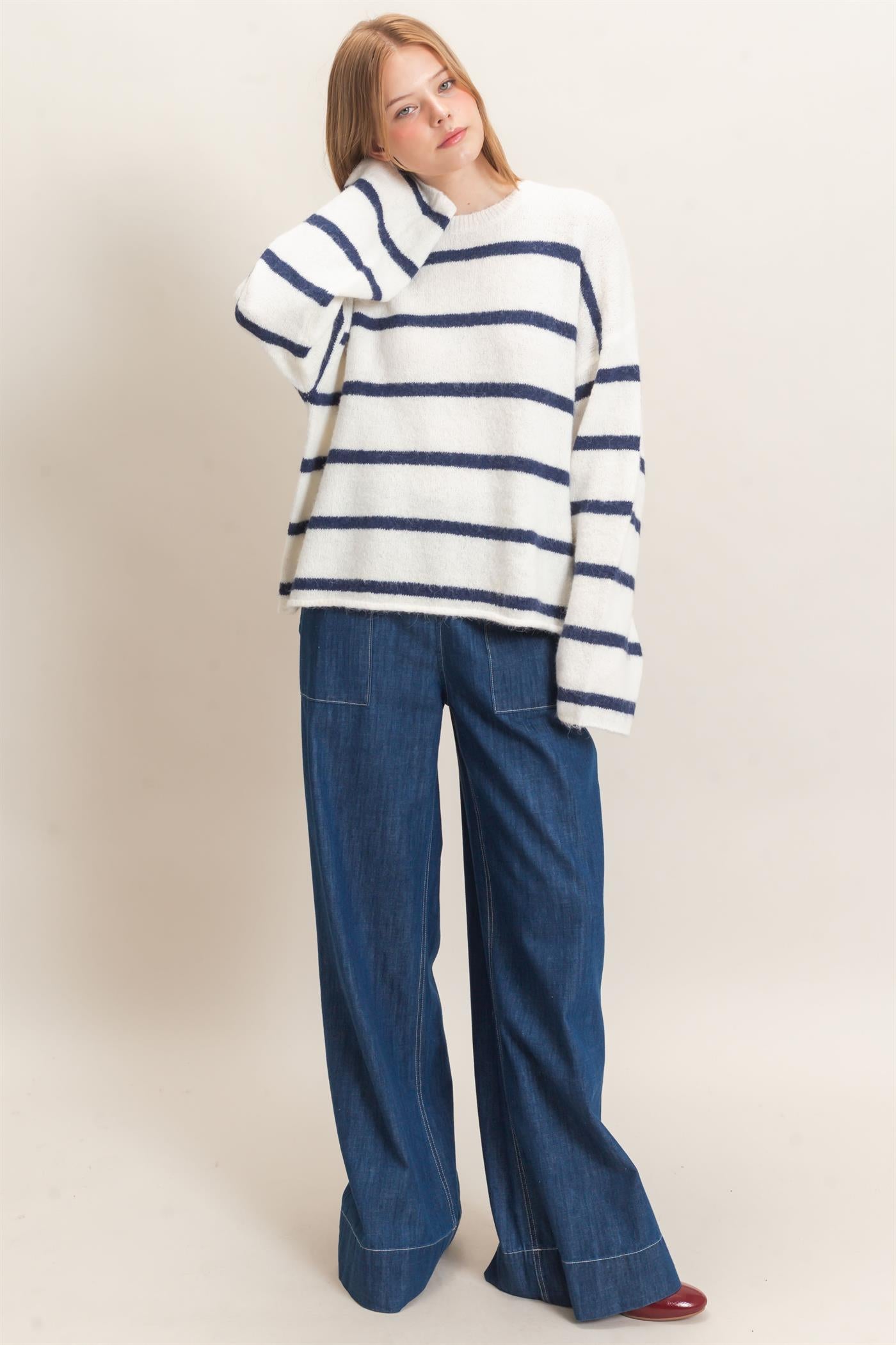 Wholesale Striped Crew Neck Sweater Sweaters HF26E894 NAVY HYFVE