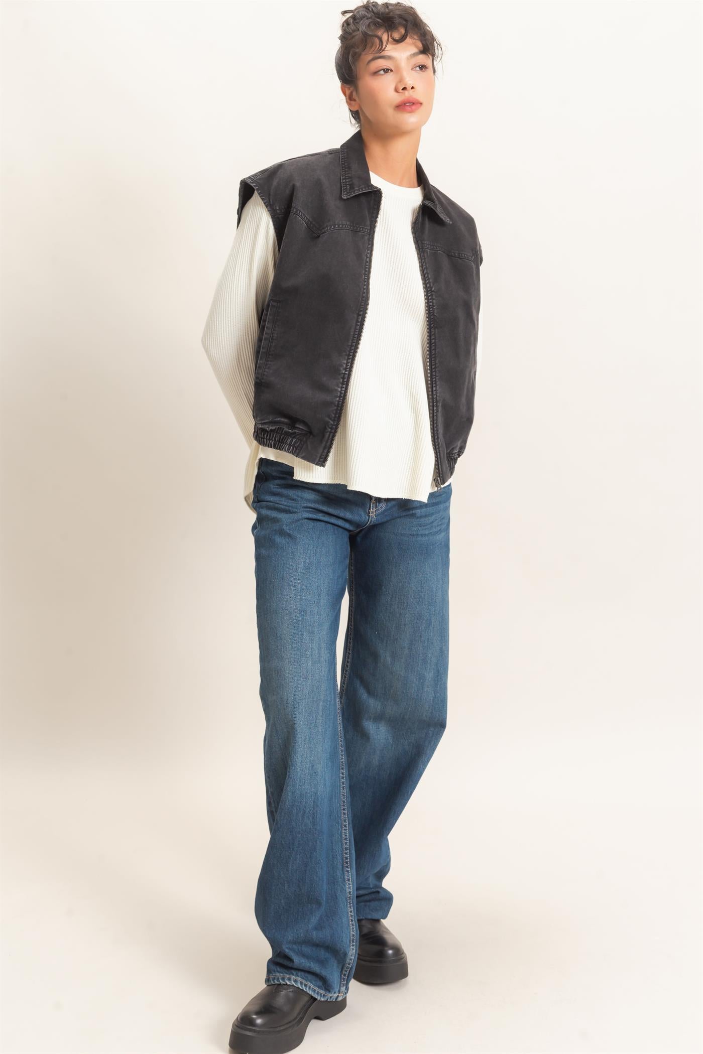 Wholesale Mineral Wash Sleeveless Zip-Up Collar Vest Vests DZ26E392 BLACK DOUBLE ZERO