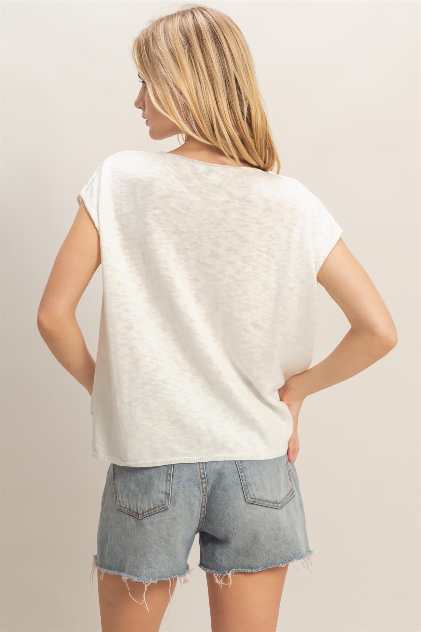Wholesale Notched V-Neck Oversized Top Sweaters HF26A235 IVORY HYFVE
