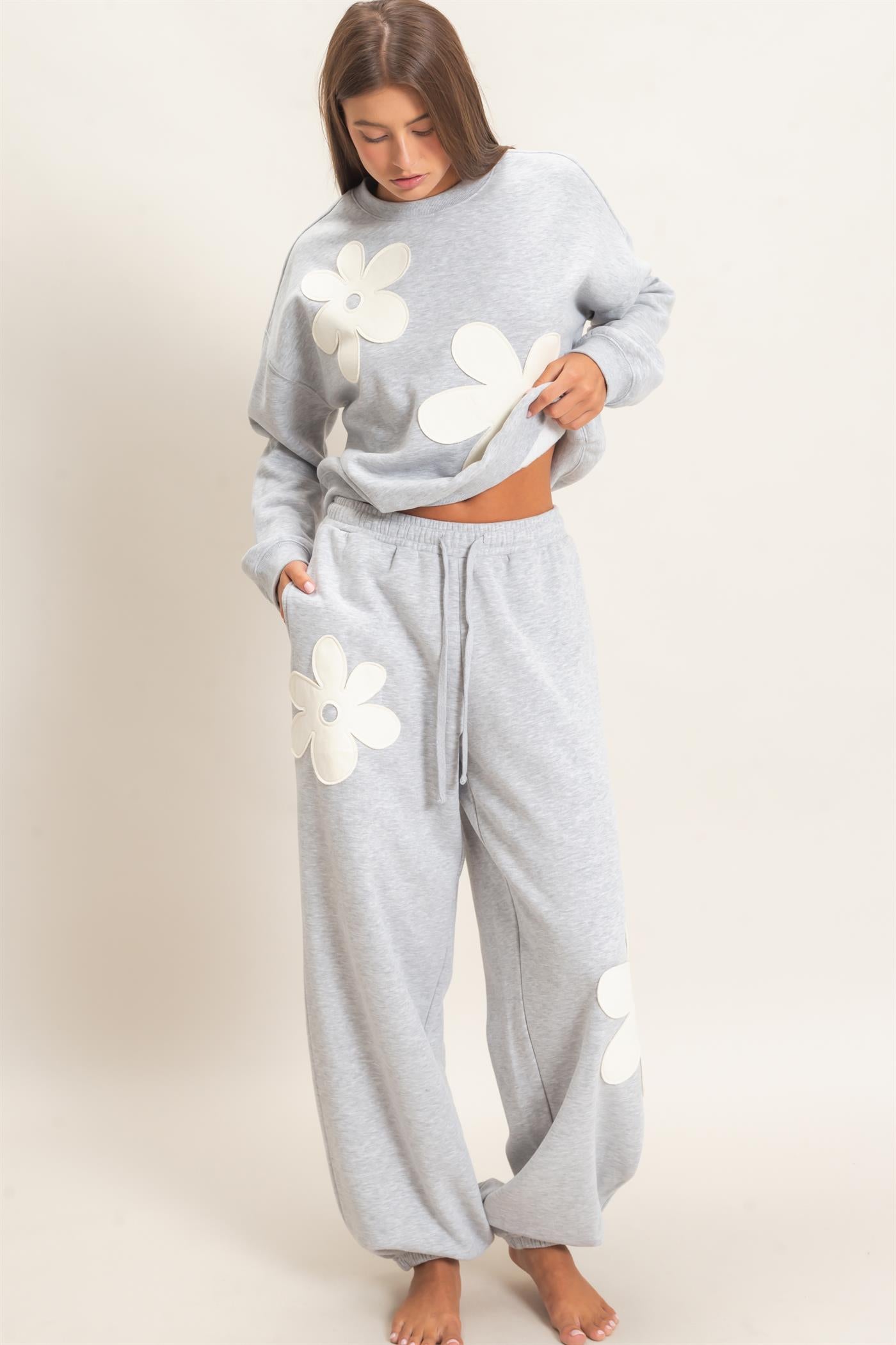 Wholesale Floral Applique Drawstring Jogger Pants Joggers DZ26F308 HEATHER GRAY DOUBLE ZERO