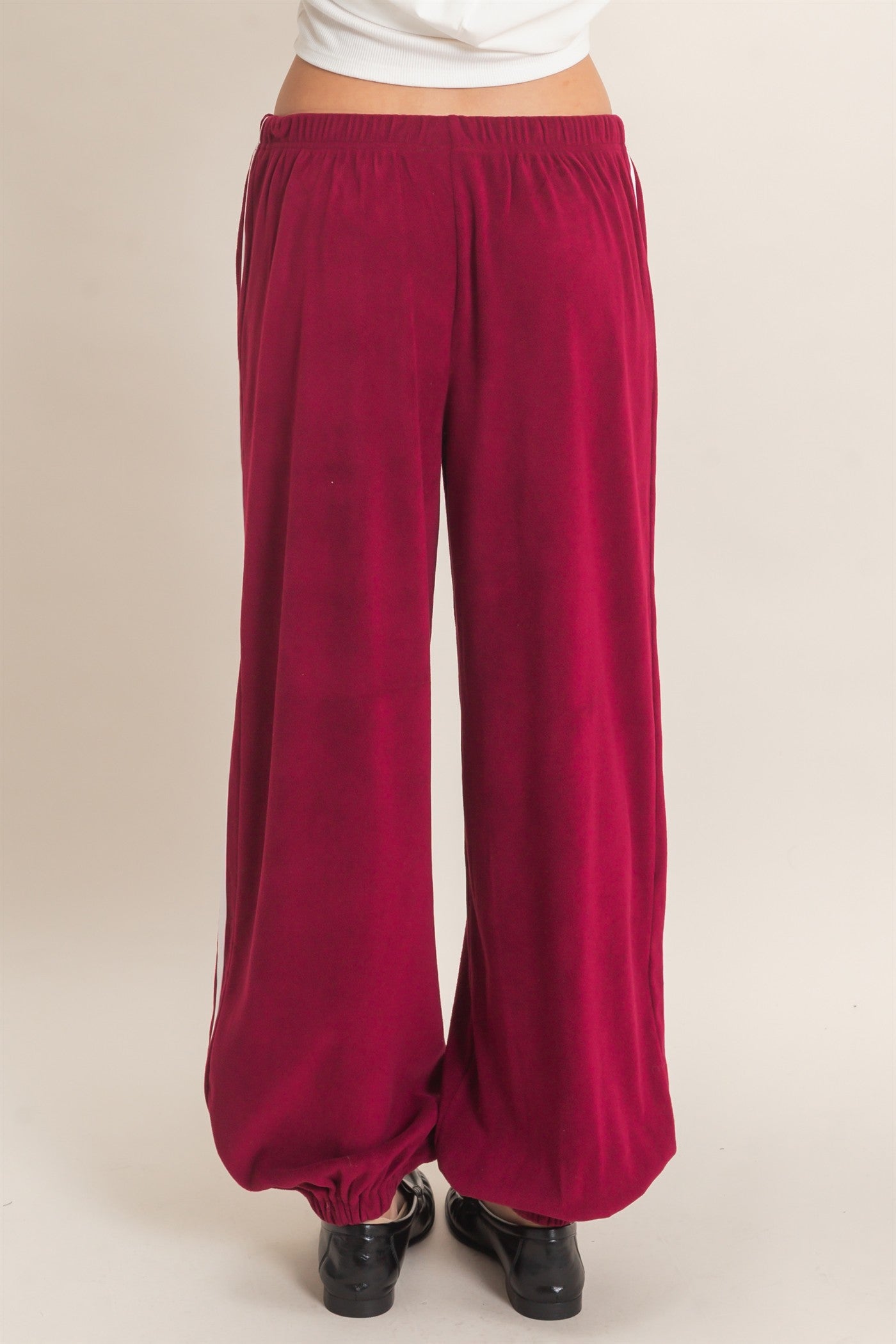 Wholesale Drawstring Waist Jogger Pants Joggers HF26E424-D BURGUNDY HYFVE