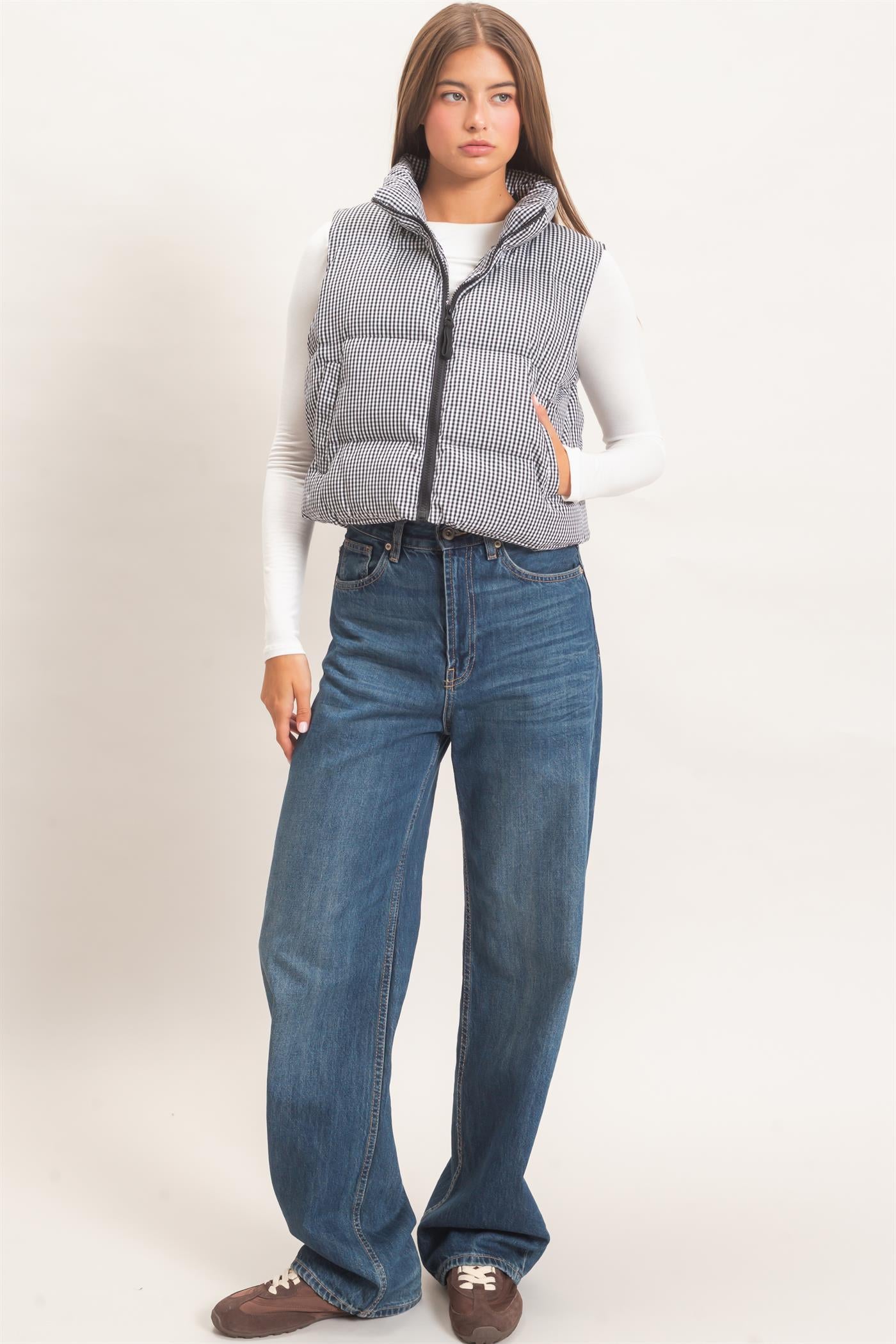 Wholesale Gingham Puffer Vest Vests DZ26F309 BLACK DOUBLE ZERO