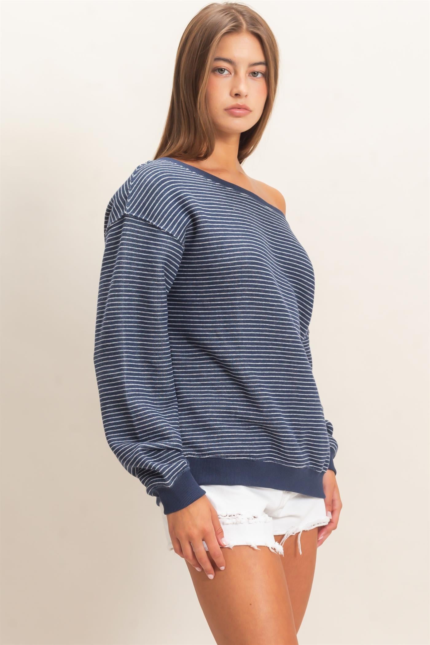 Wholesale Striped Off The Shoulder Sweatshirt Sweatshirts DZ26C881 NAVY DOUBLE ZERO