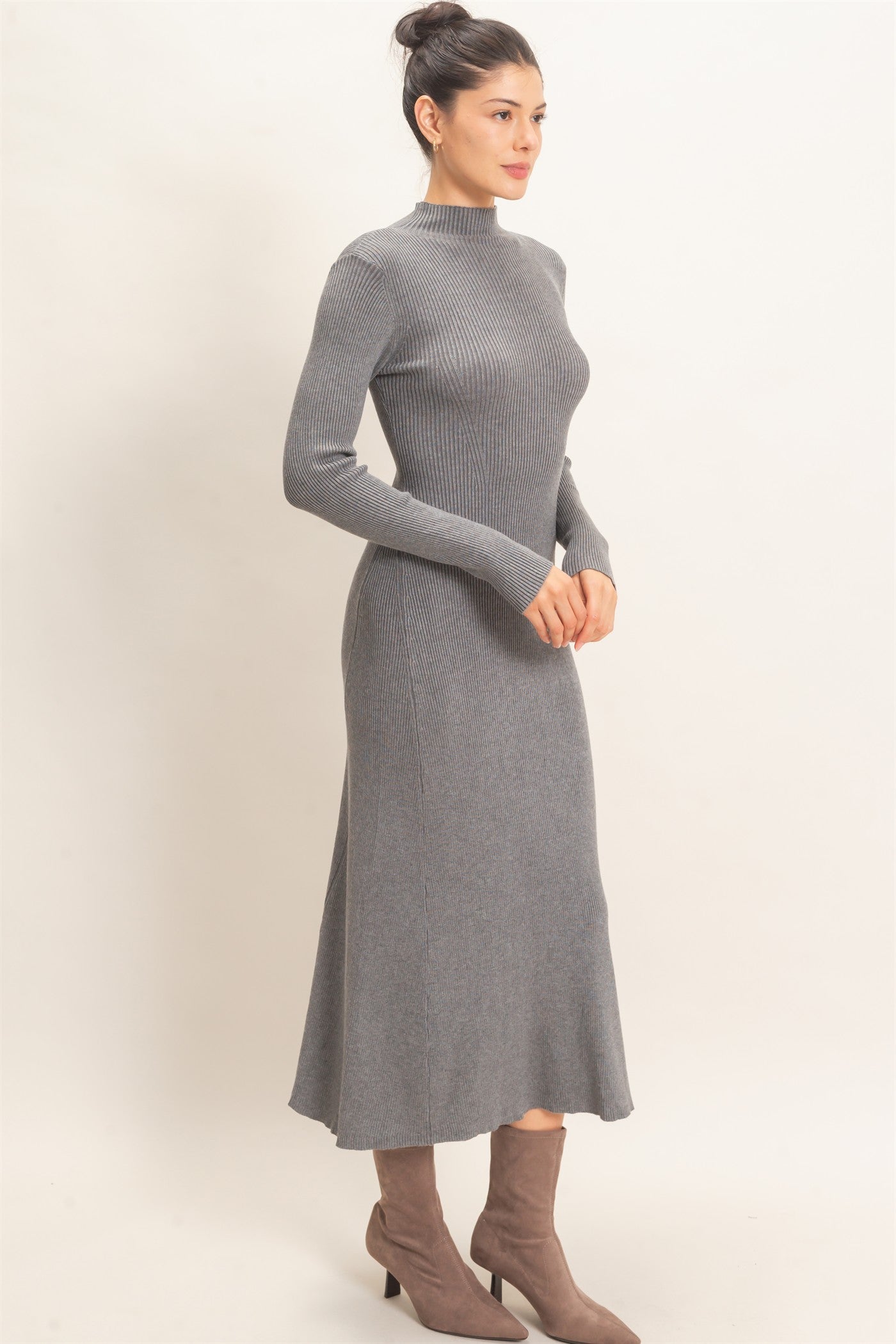 Wholesale Ribbed Mock Neck Long Sleeve Midi Dress Dresses HF26F156-D H.GRAY HYFVE