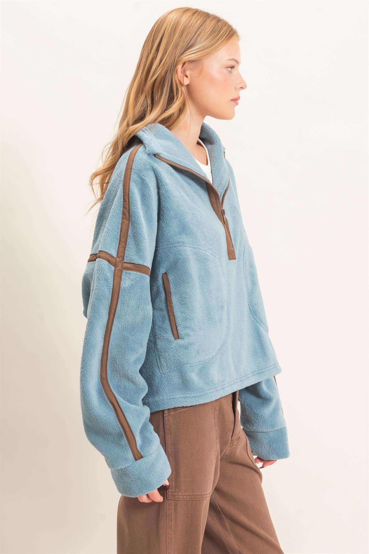 Wholesale Contrast Trim Half-Zip Fleece Pullover Outerwear HF26F206-D D.BLUE HYFVE