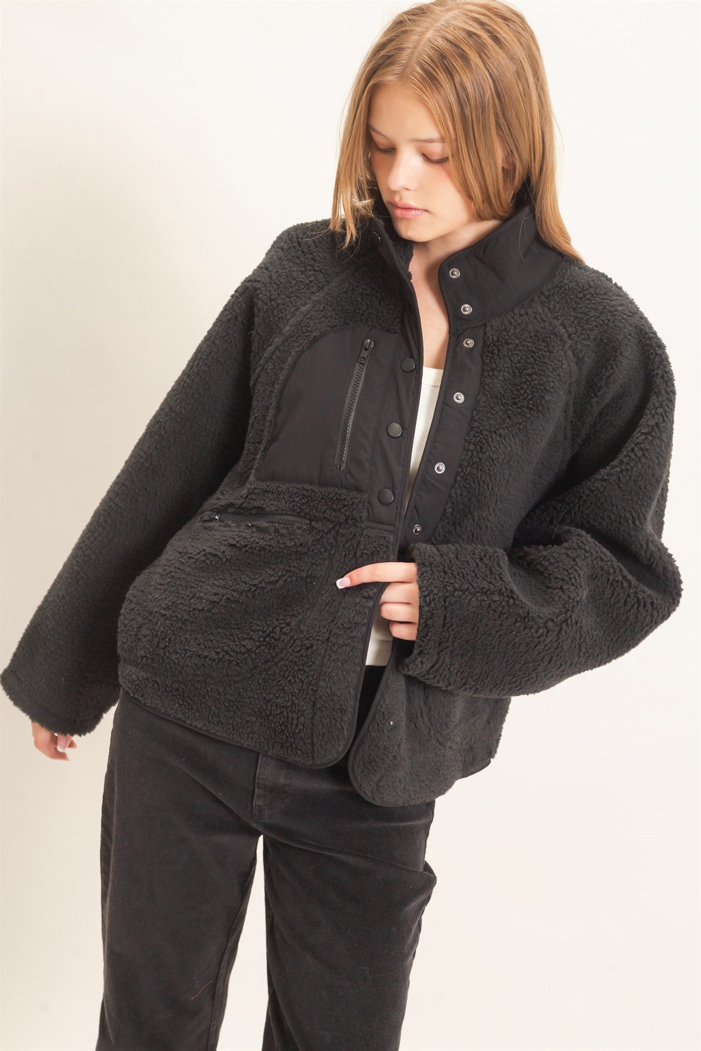 Wholesale Sherpa Fleece Jacket Coats & Jackets HF26E077 BLACK HYFVE