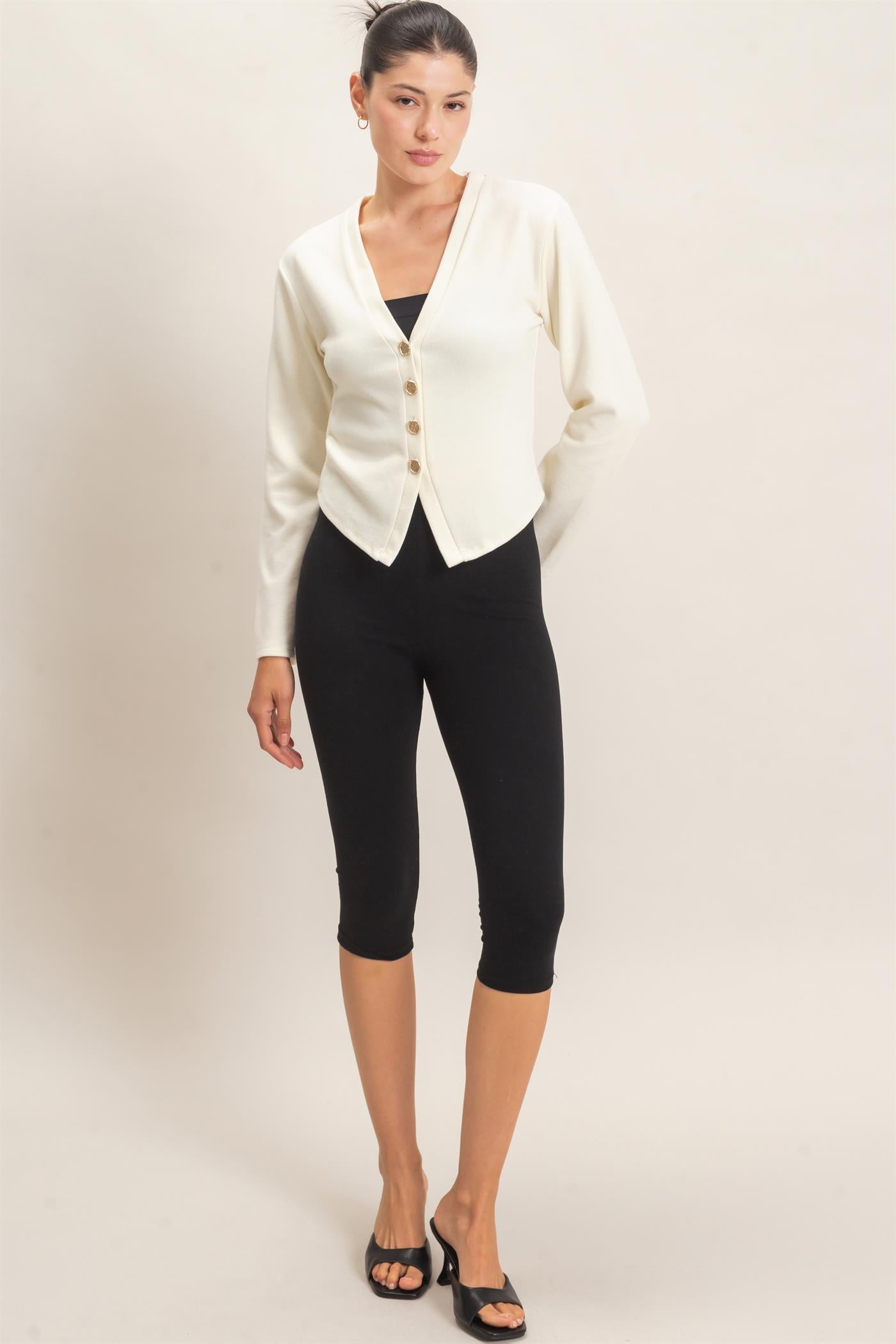 Wholesale V-Neck Buttoned Cardigan Cardigans HF26E540 CREAM HYFVE