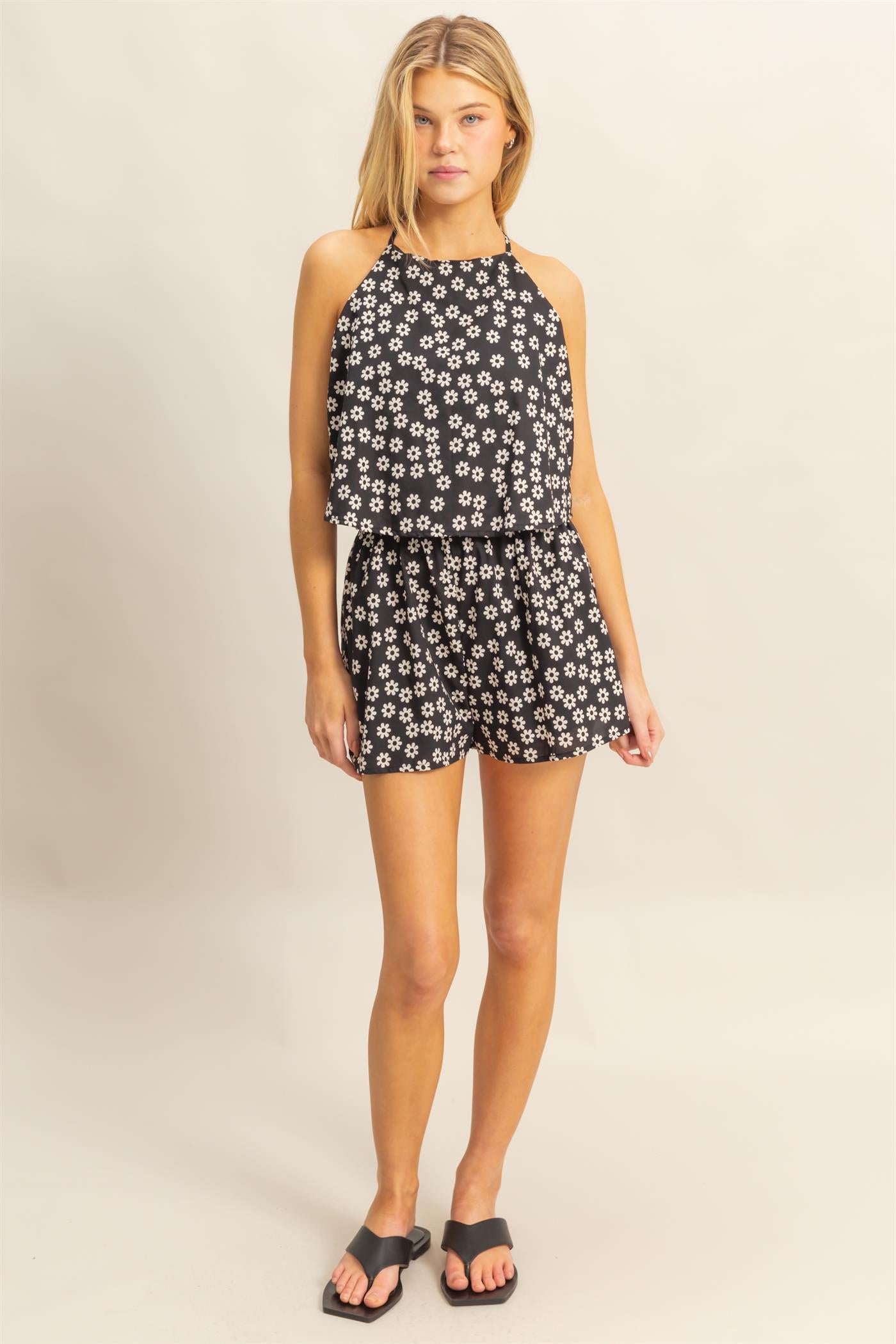 Wholesale Ditsy Print Halter Neck Open Back Romper Clothing HF25E128 BLACK HYFVE