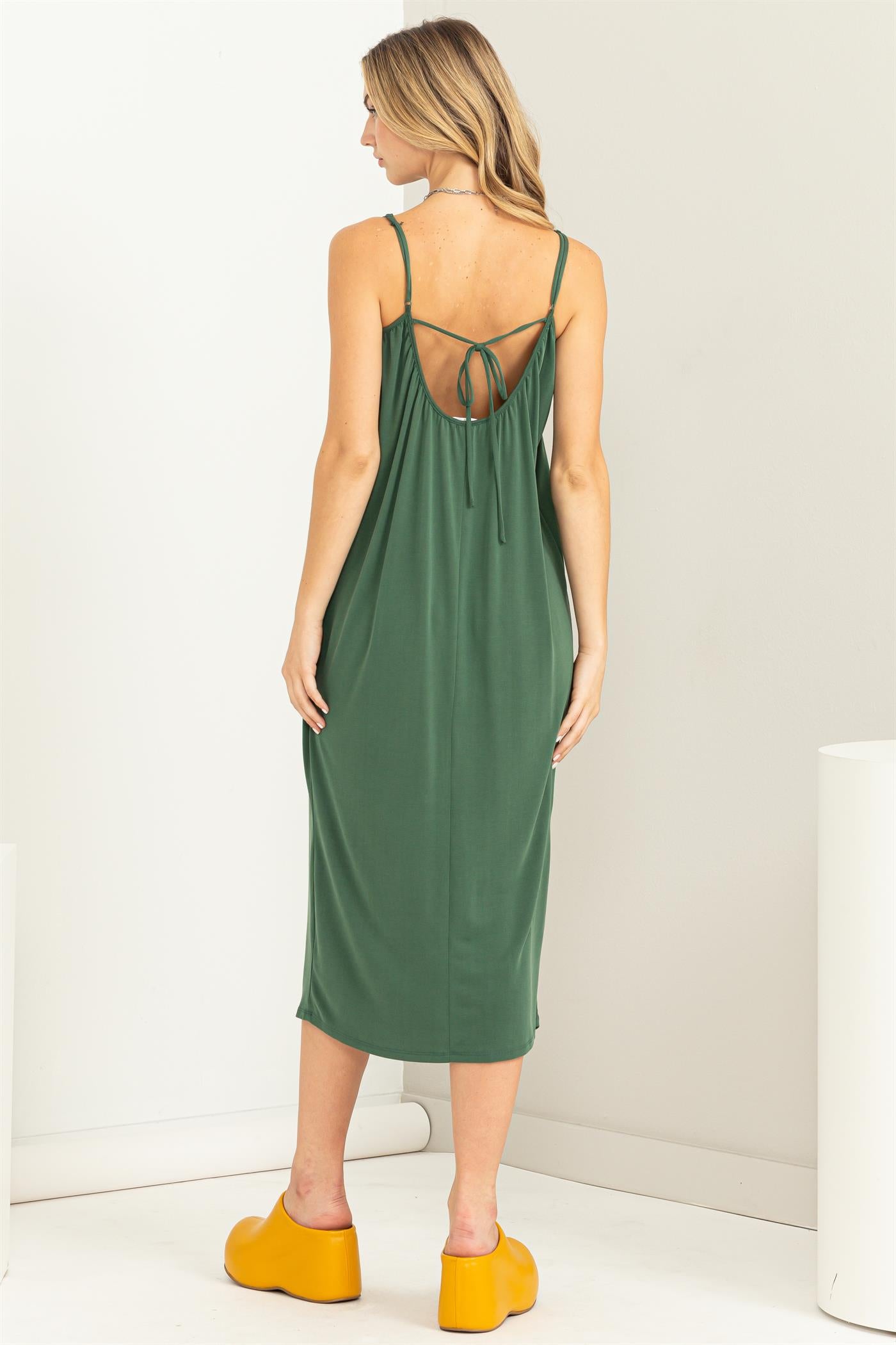 Wholesale Extra Love Tie-Back Midi Dress Dresses DZ22G696 HUNTER GREEN DOUBLE ZERO