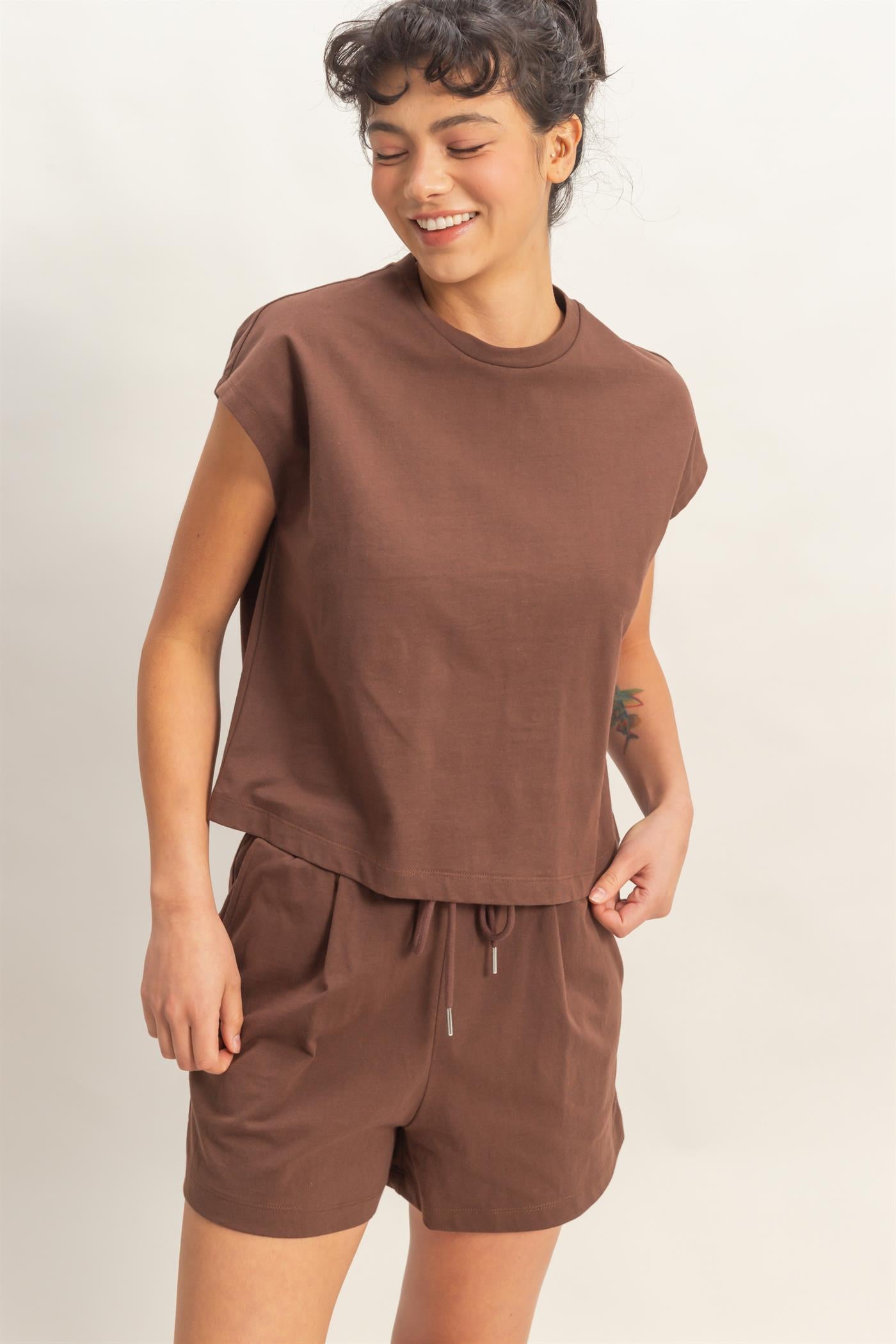 Wholesale Cap Sleeve Boxy Top And Shorts Set Clothing DZ26C543-SET CHOCOLATE DOUBLE ZERO