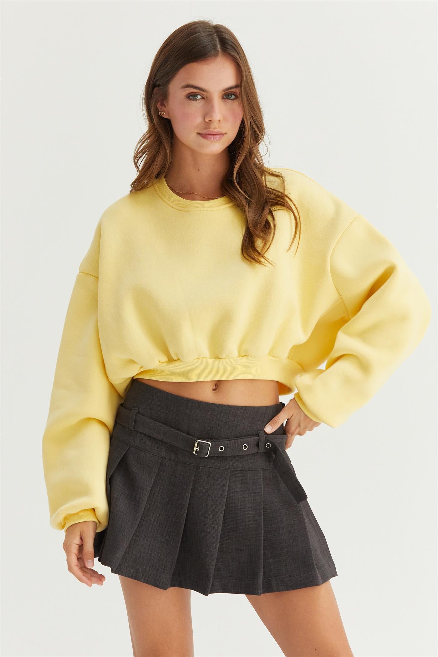 Wholesale Washed French Terry Cropped Sweatshirt Sweatshirts HF24E983 EGGNOG HYFVE