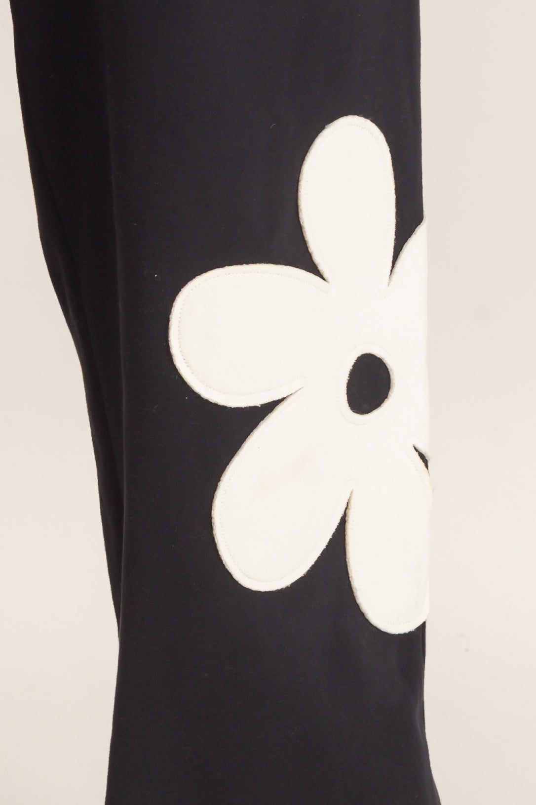 Wholesale Floral Applique Drawstring Jogger Pants Joggers DZ26F308 BLACK DOUBLE ZERO