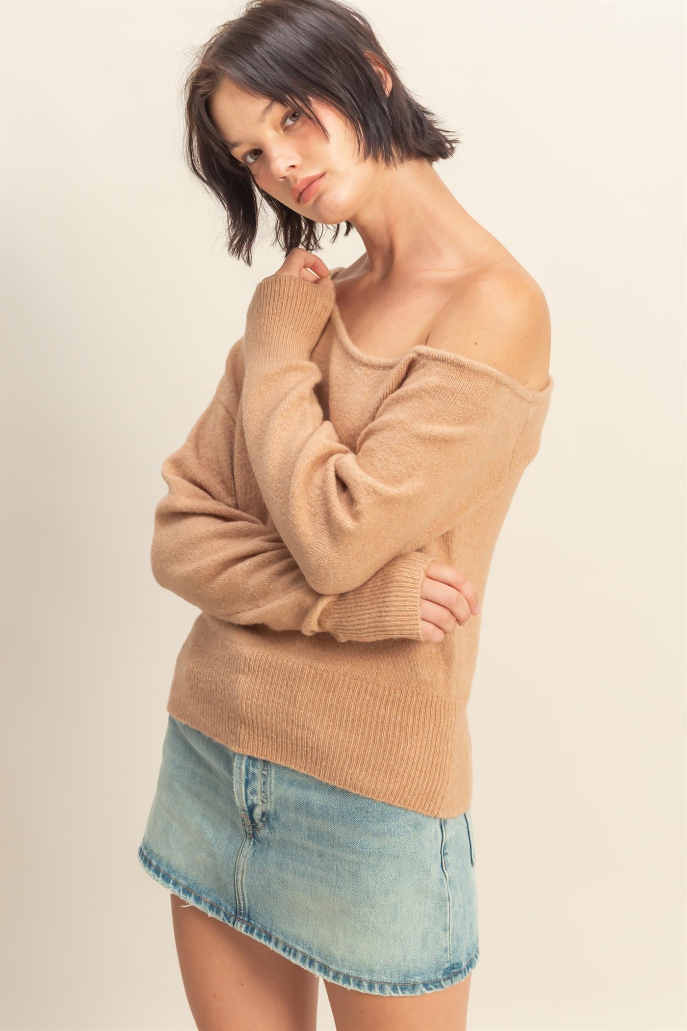 Wholesale Asymmetric Off-Shoulder Sweater Sweaters DZ25F121 DARK TAUPE DOUBLE ZERO