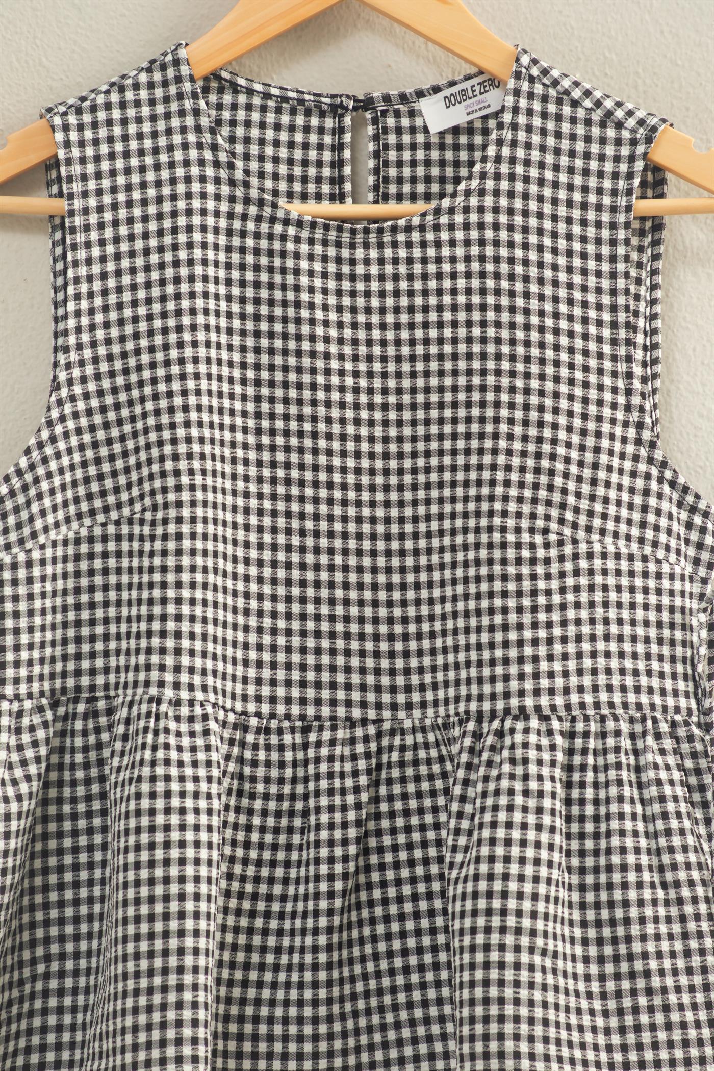 Wholesale Gingham Sleeveless Peplum Top With Side Ties Blouses DZ26C073 BLACK HYFVE