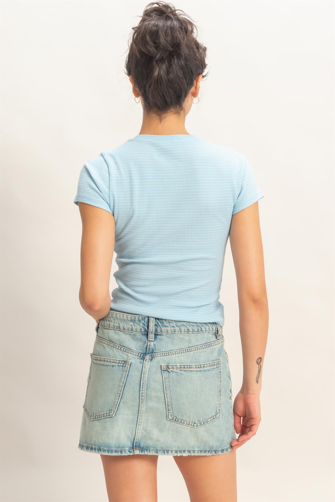 Wholesale Striped Ribbed Crew Neck Top Clothing Tops DZ26C281 BABY BLUE DOUBLE ZERO