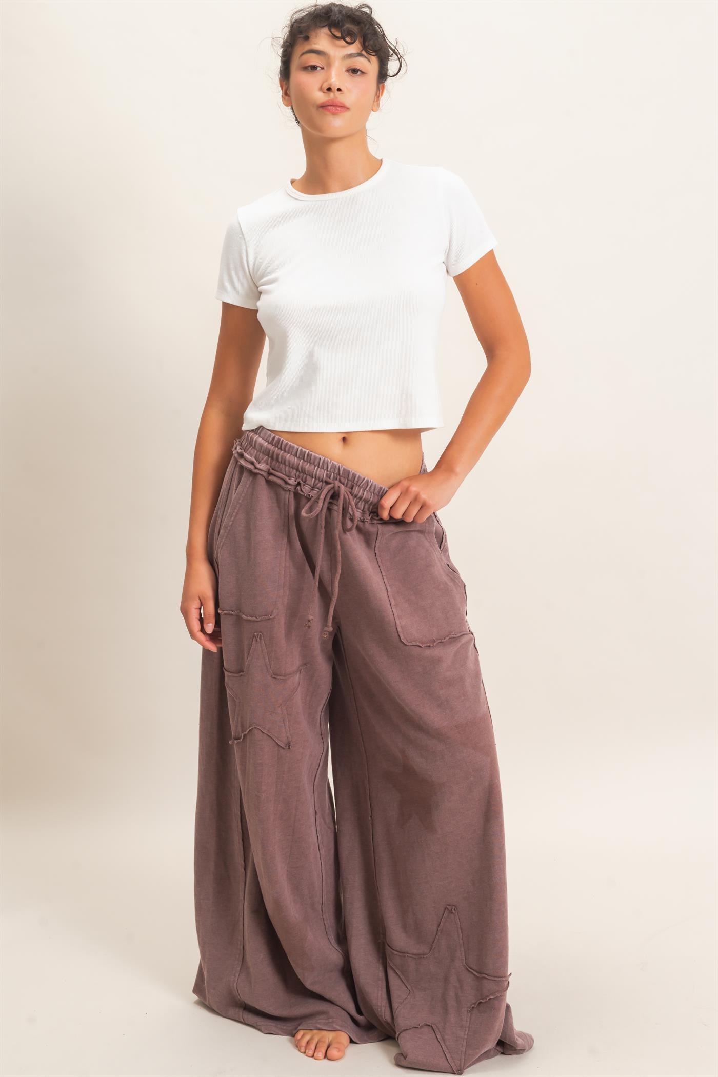 Wholesale Mineral Wash Star Patch And Print Wide Leg Pants Pants DZ26F060 DARK BROWN DOUBLE ZERO