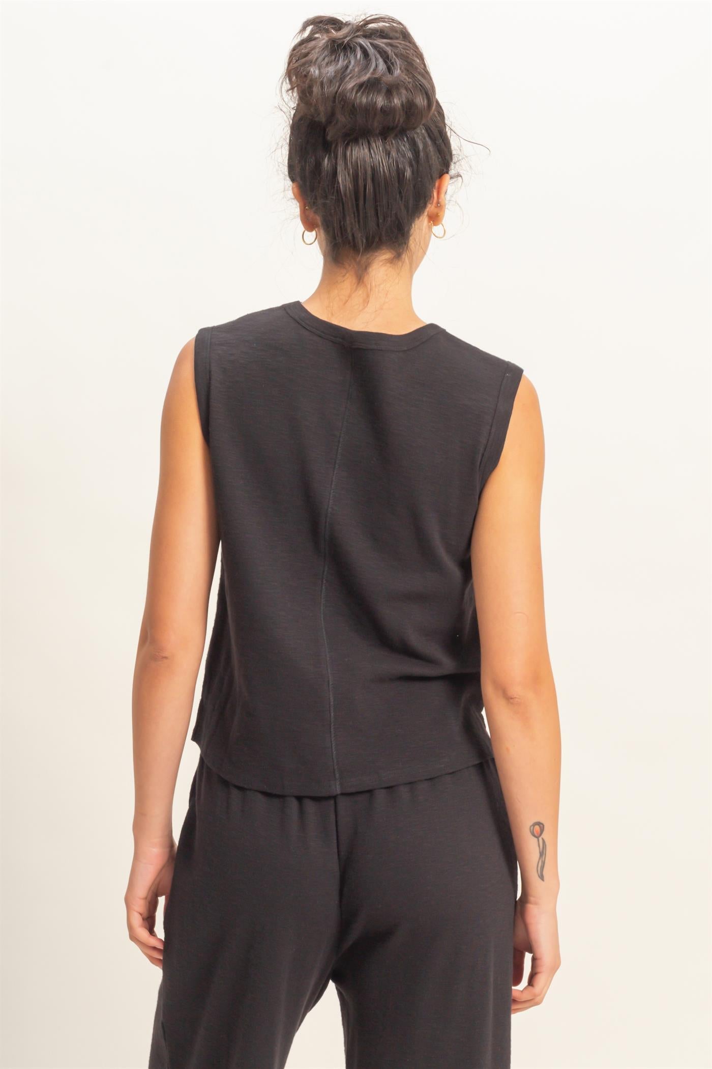 Wholesale Sleeveless Cotton Top With Pocket Clothing Tops DZ26A234 BLACK DOUBLE ZERO