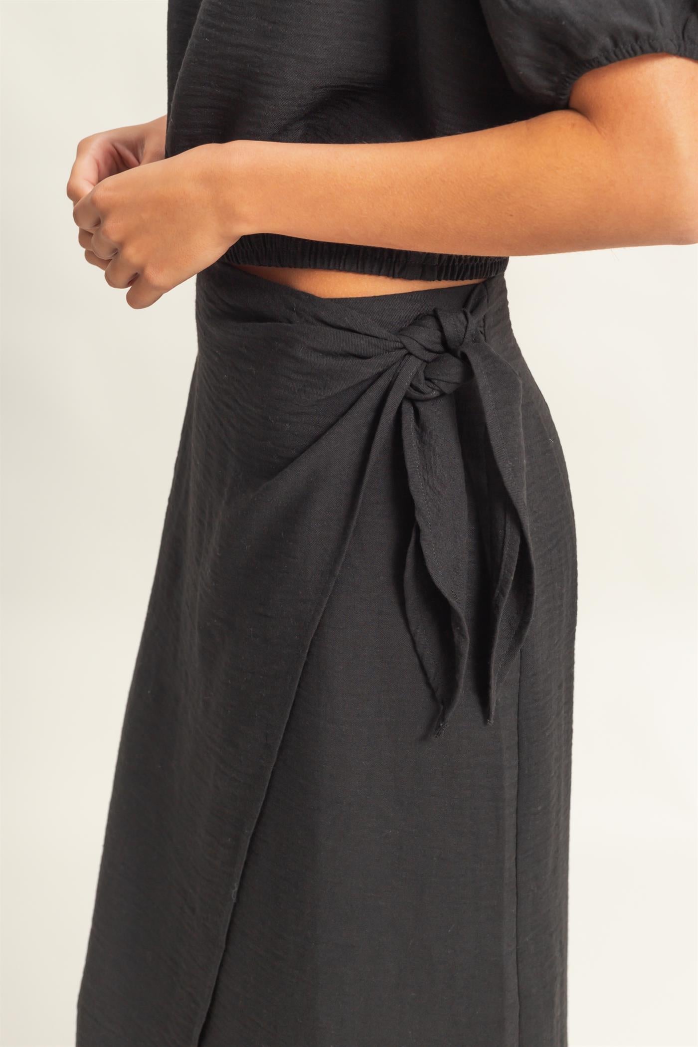 Wholesale High Waist Crinkle Woven Maxi Skirt Skirts DZ25C511 BLACK DOUBLE ZERO