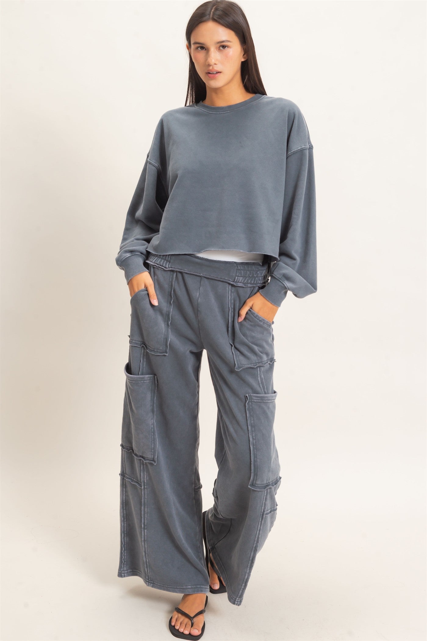 Wholesale Mineral Wash Raw Hem Cropped Sweatshirt Sweatshirts DZ26C968 DARK GRAY DOUBLE ZERO