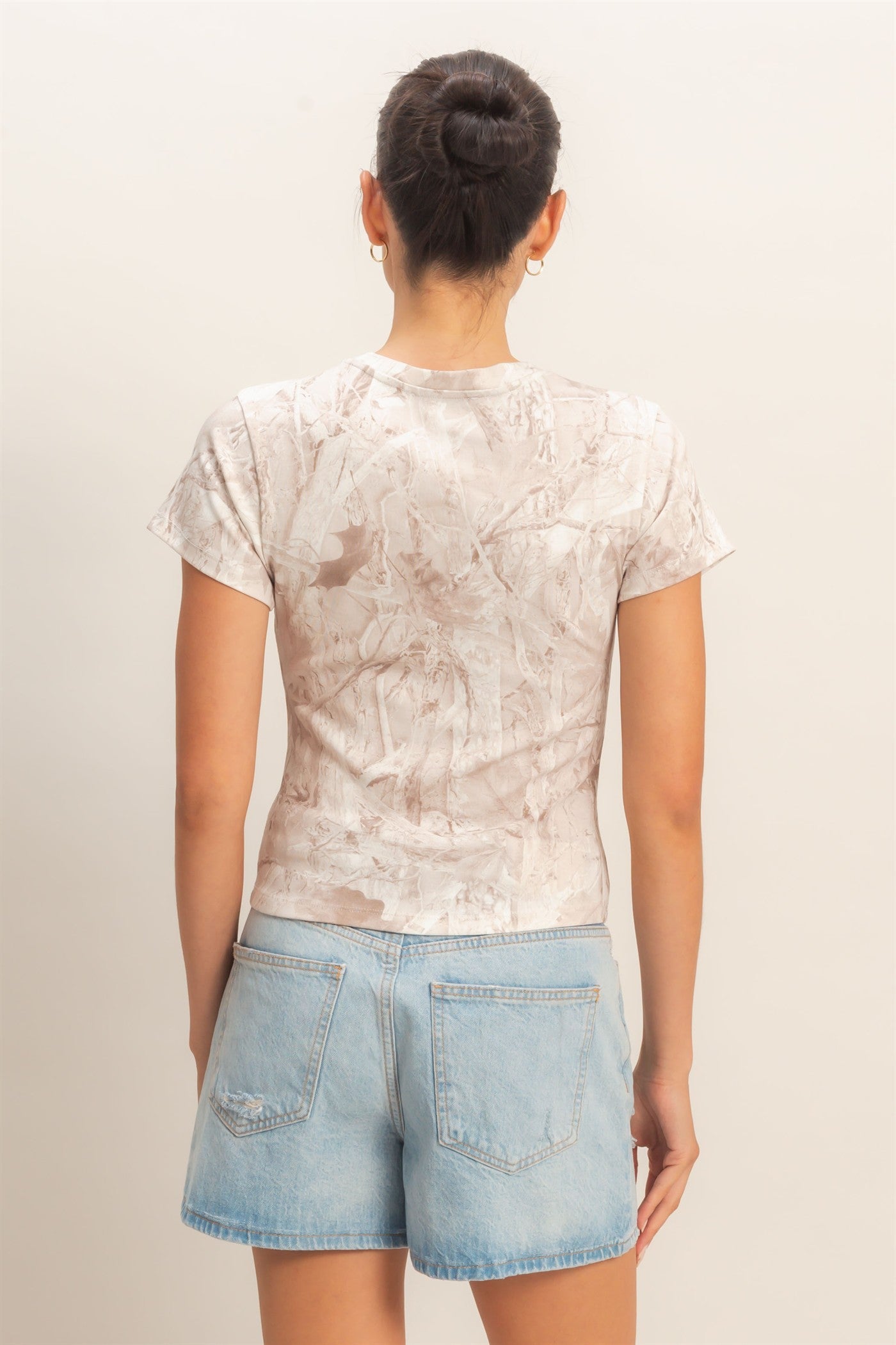 Wholesale Fitted Crew Neck T-Shirt T-Shirts HF26C893 BROWN HYFVE