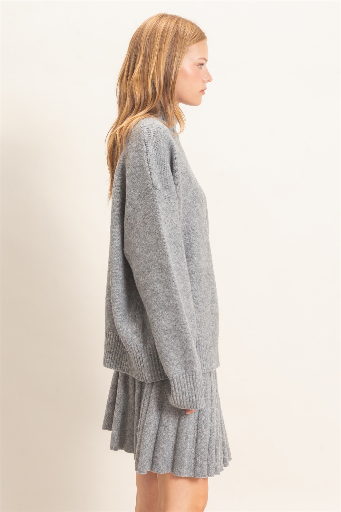 Wholesale Mock Neck Sweater And Pleated Skirt Set Clothing HF26F232-SET H.GRAY HYFVE