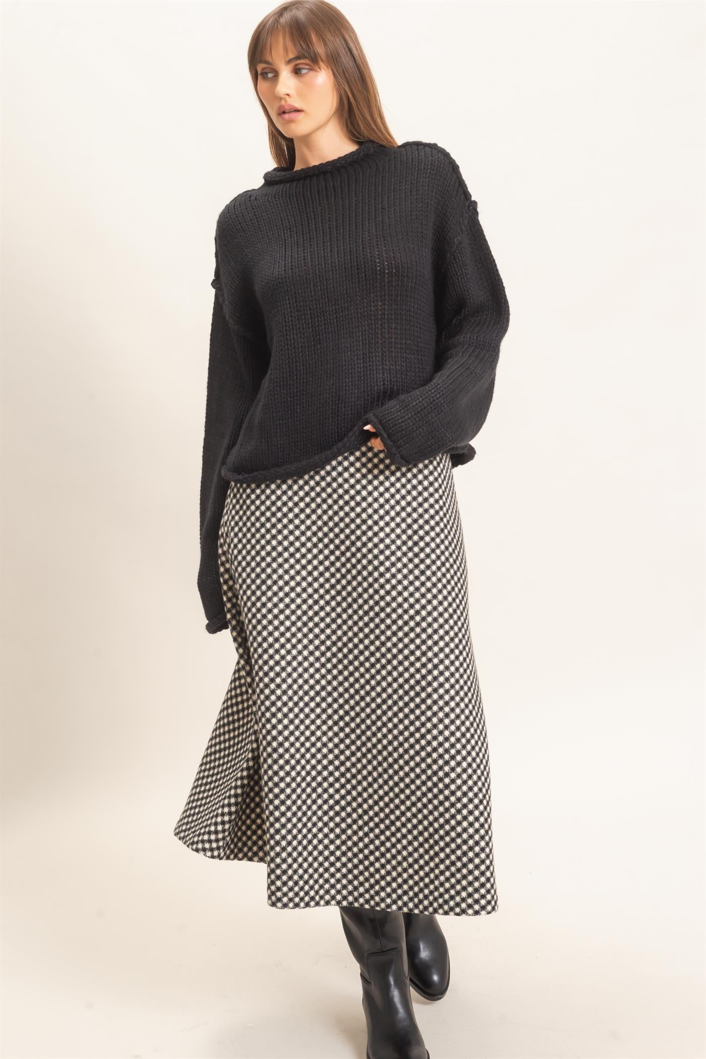 Wholesale Rolled Collar Loose Knit Sweater Sweaters HF26C859 BLACK HYFVE