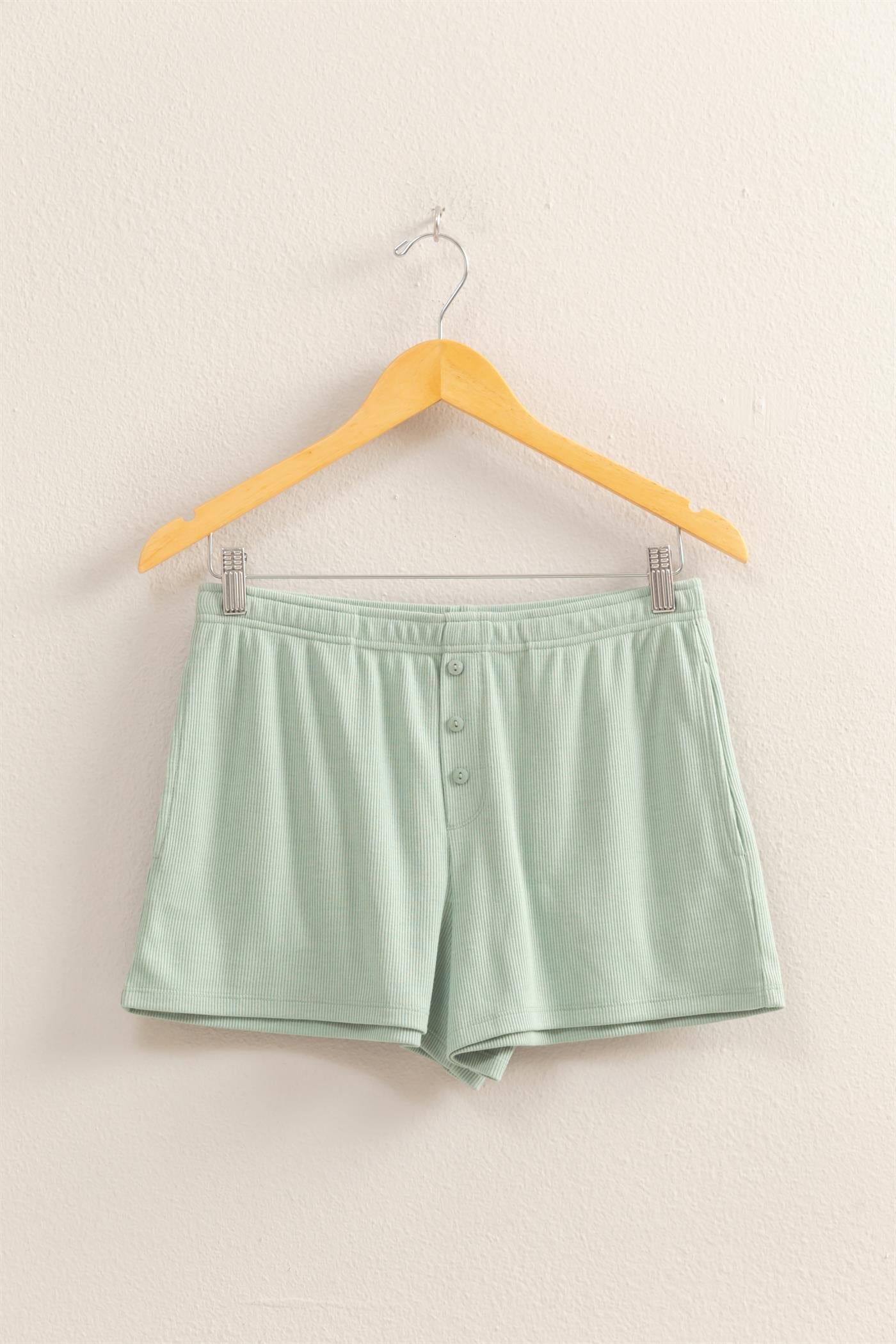 Wholesale High Waist Button Detail Flowy Shorts Shorts DZ25A934 SAGE GREEN DOUBLE ZERO