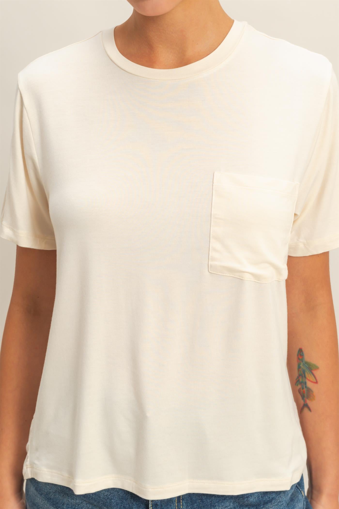 Wholesale Classic Crew Neck Short Sleeve Pocket Top T-Shirts DZ25C922 CREAM DOUBLE ZERO