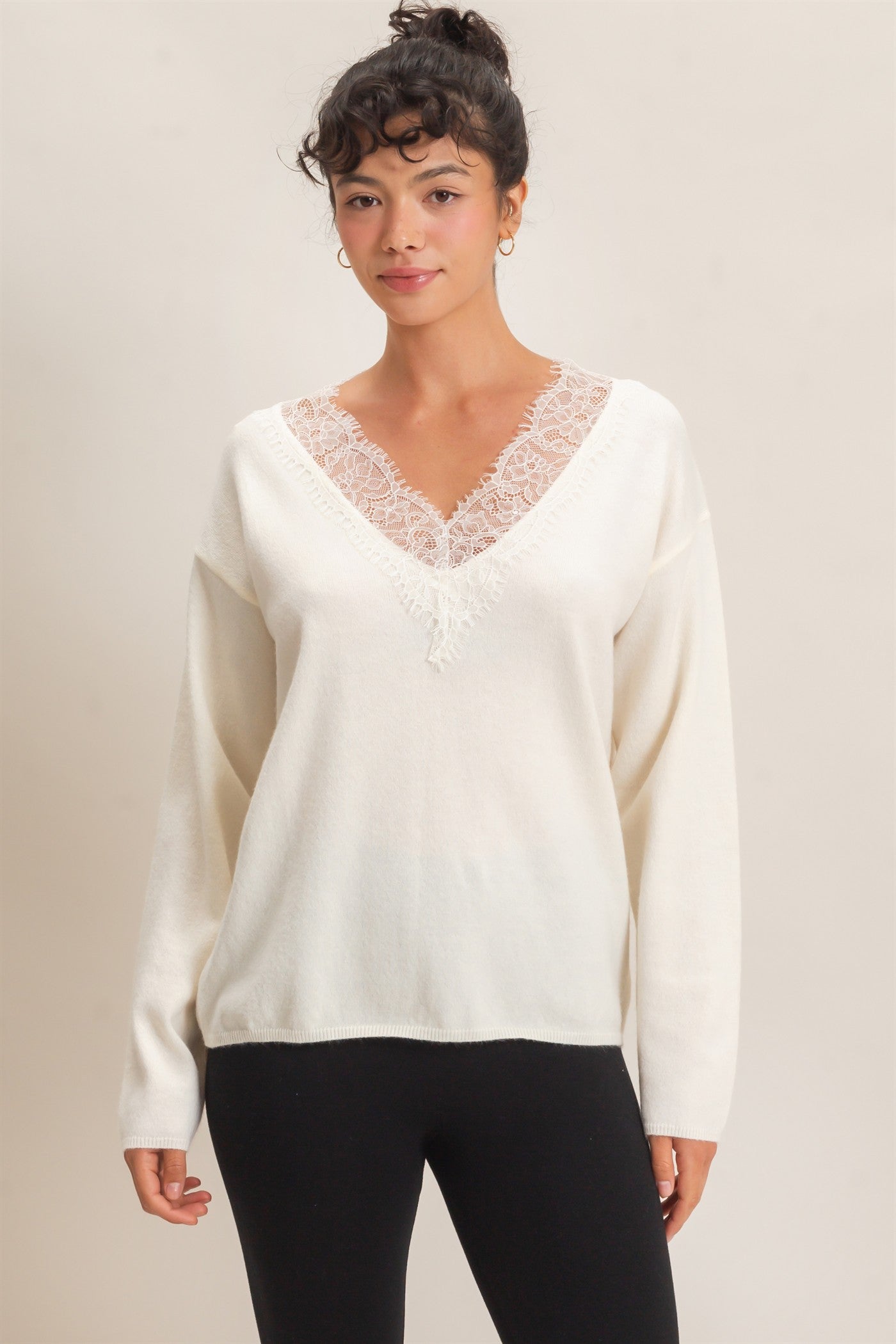 Wholesale Lace Trim V-Neck Sweater Sweaters DZ26E327 CREAM DOUBLE ZERO