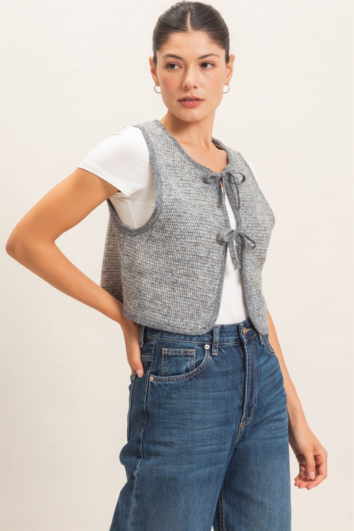 Wholesale Sweater Vest With Front Ties Sweaters HF26E140 GRAY HYFVE